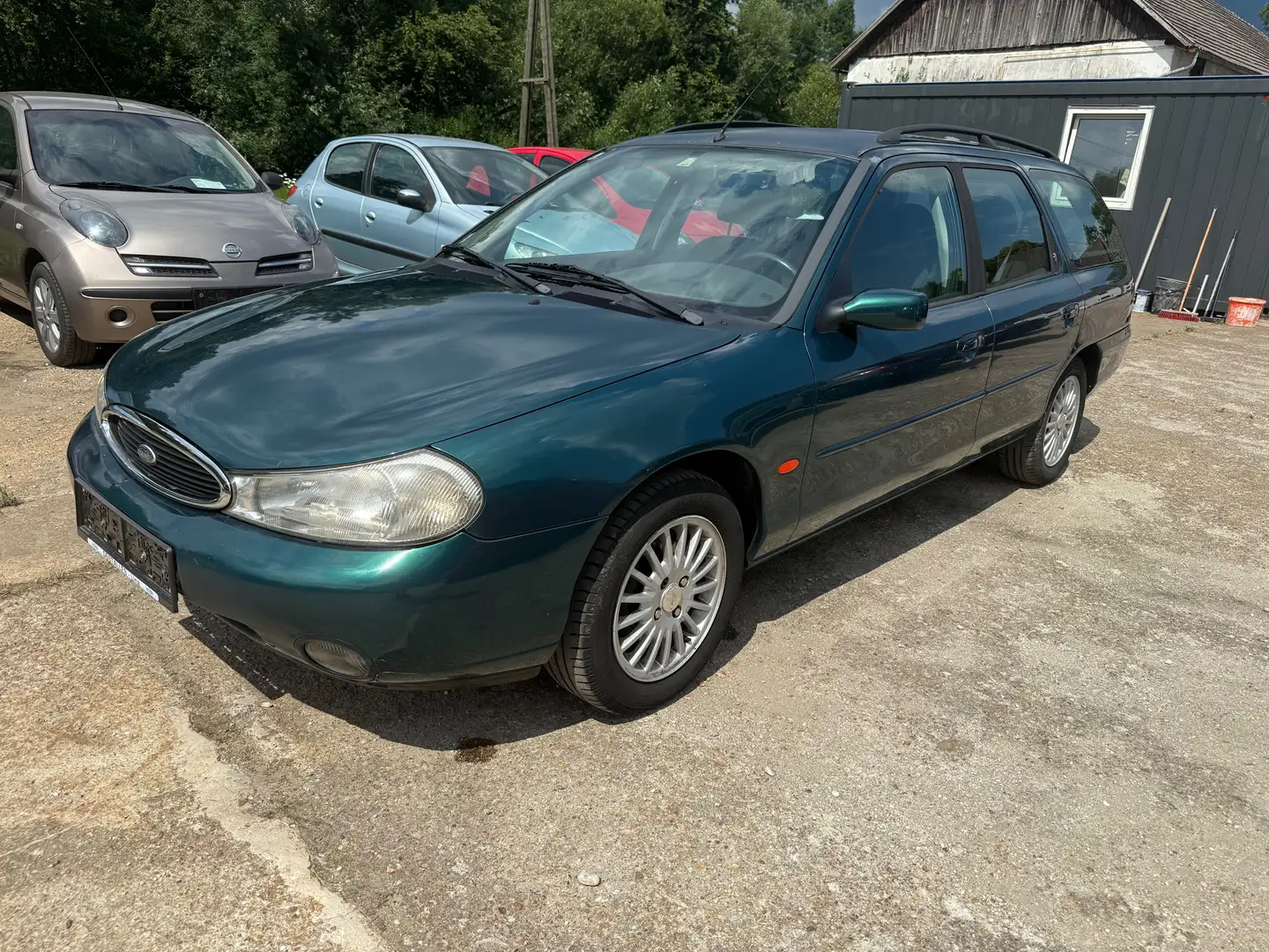 Ford Mondeo Grün - 1