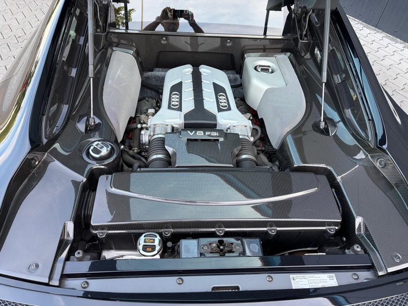 Audi R8 4.2 FSI quattro CARBON-KAMERA-BANG & OLUFSEN — photo 11