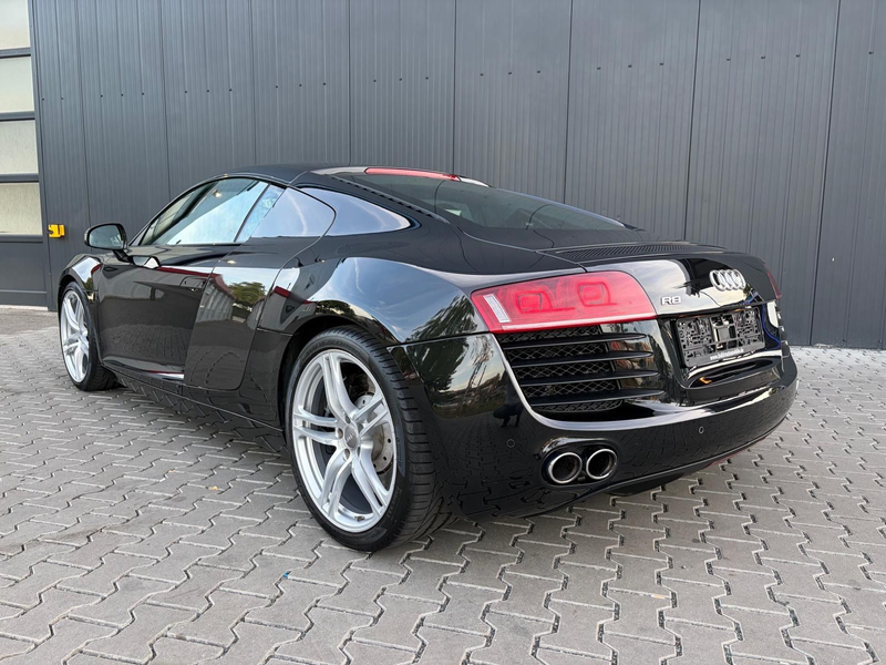 Audi R8 4.2 FSI quattro CARBON-KAMERA-BANG & OLUFSEN — photo 2