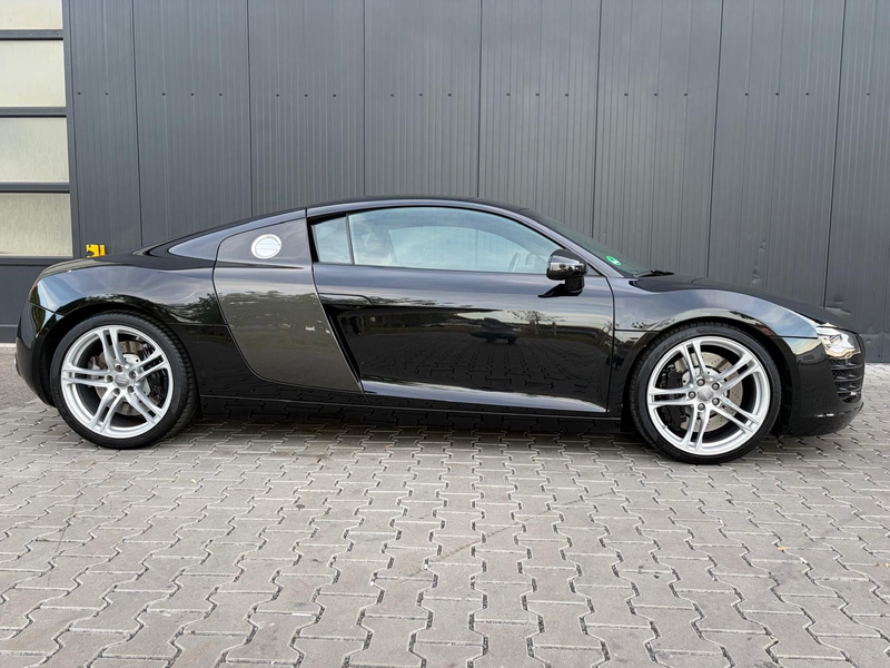 Audi R8 4.2 FSI quattro CARBON-KAMERA-BANG & OLUFSEN — photo 12