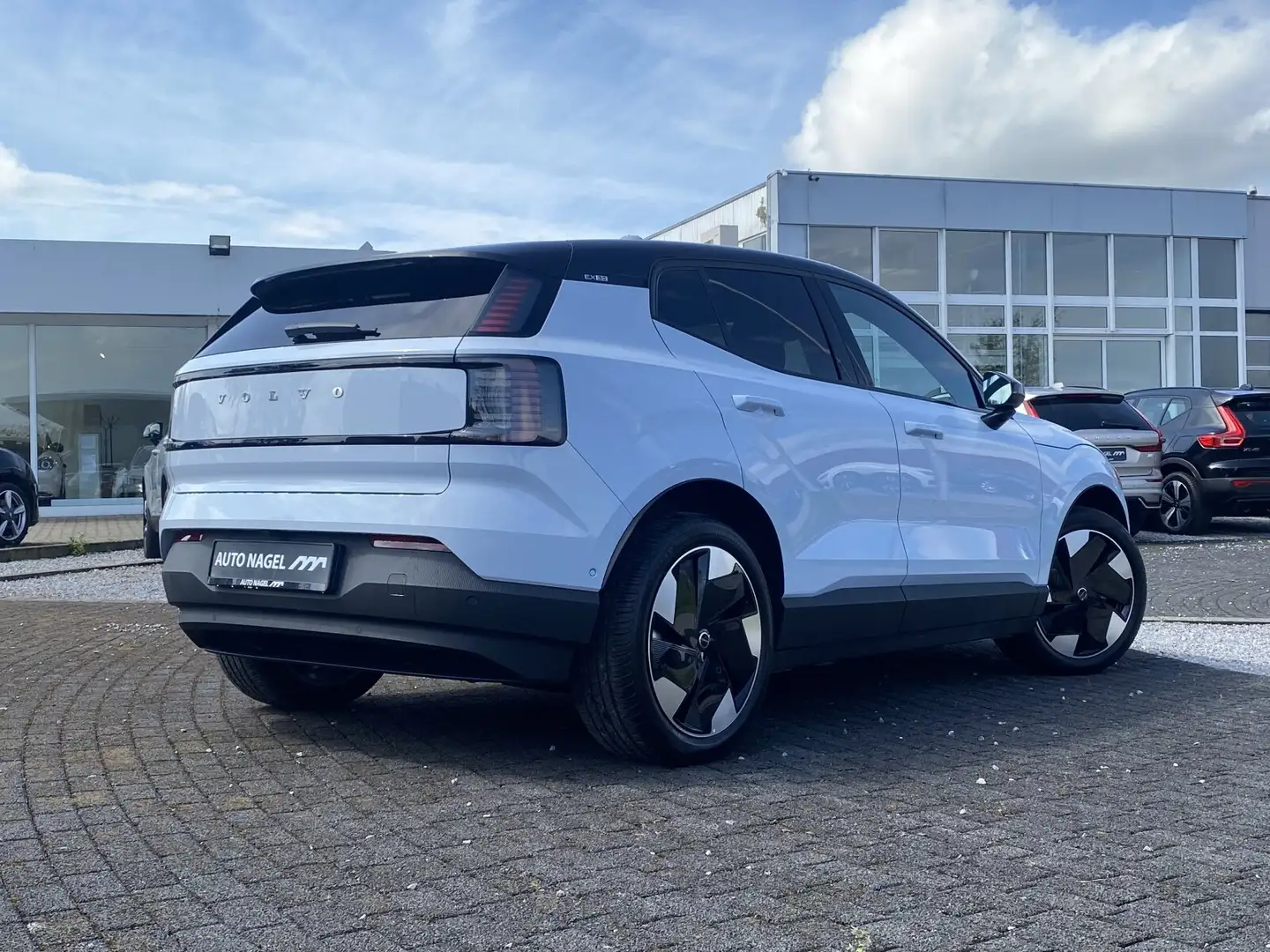 Volvo EX30 EX30 Extended Range Ultra PANO|LED Albastru - 2