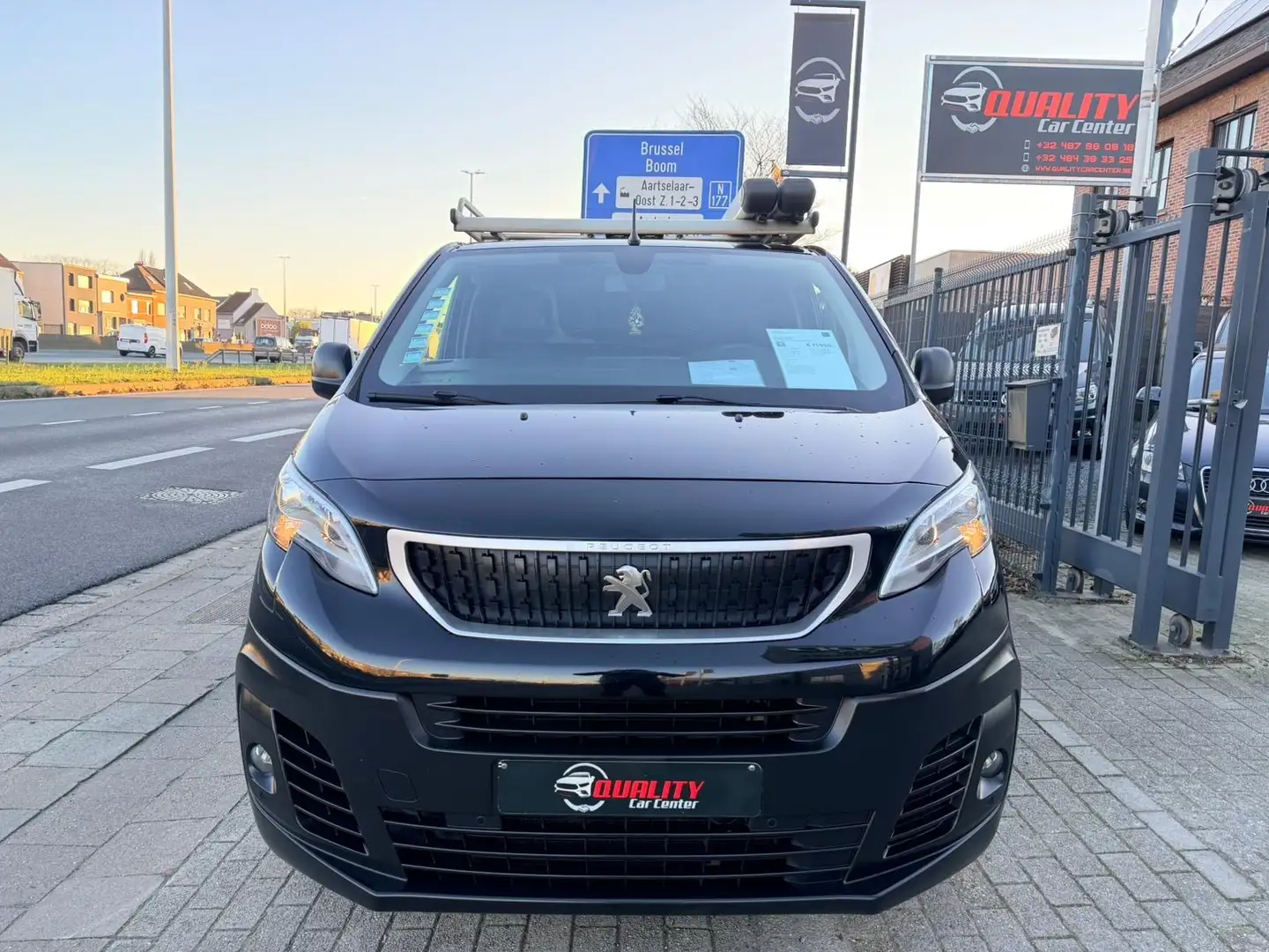 Peugeot Expert 2.0 HDI 171000 km  L3 122 pk EURO 6b GARANTIE Noir - 2