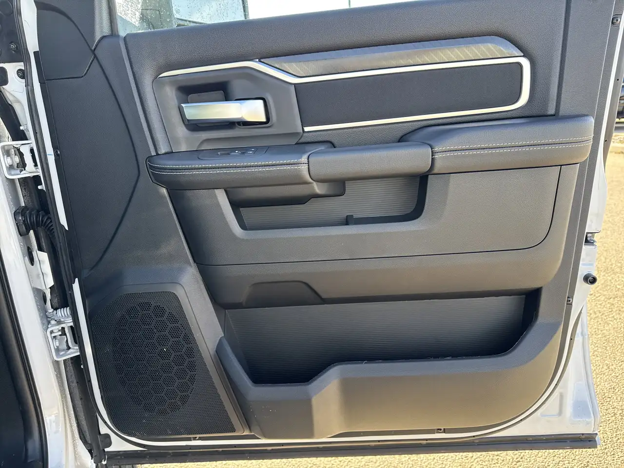 RAM 3500 снимка RAM 3500