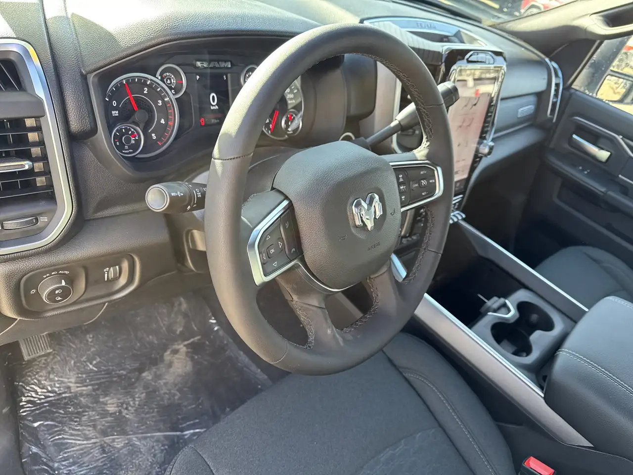 RAM 3500 снимка RAM 3500