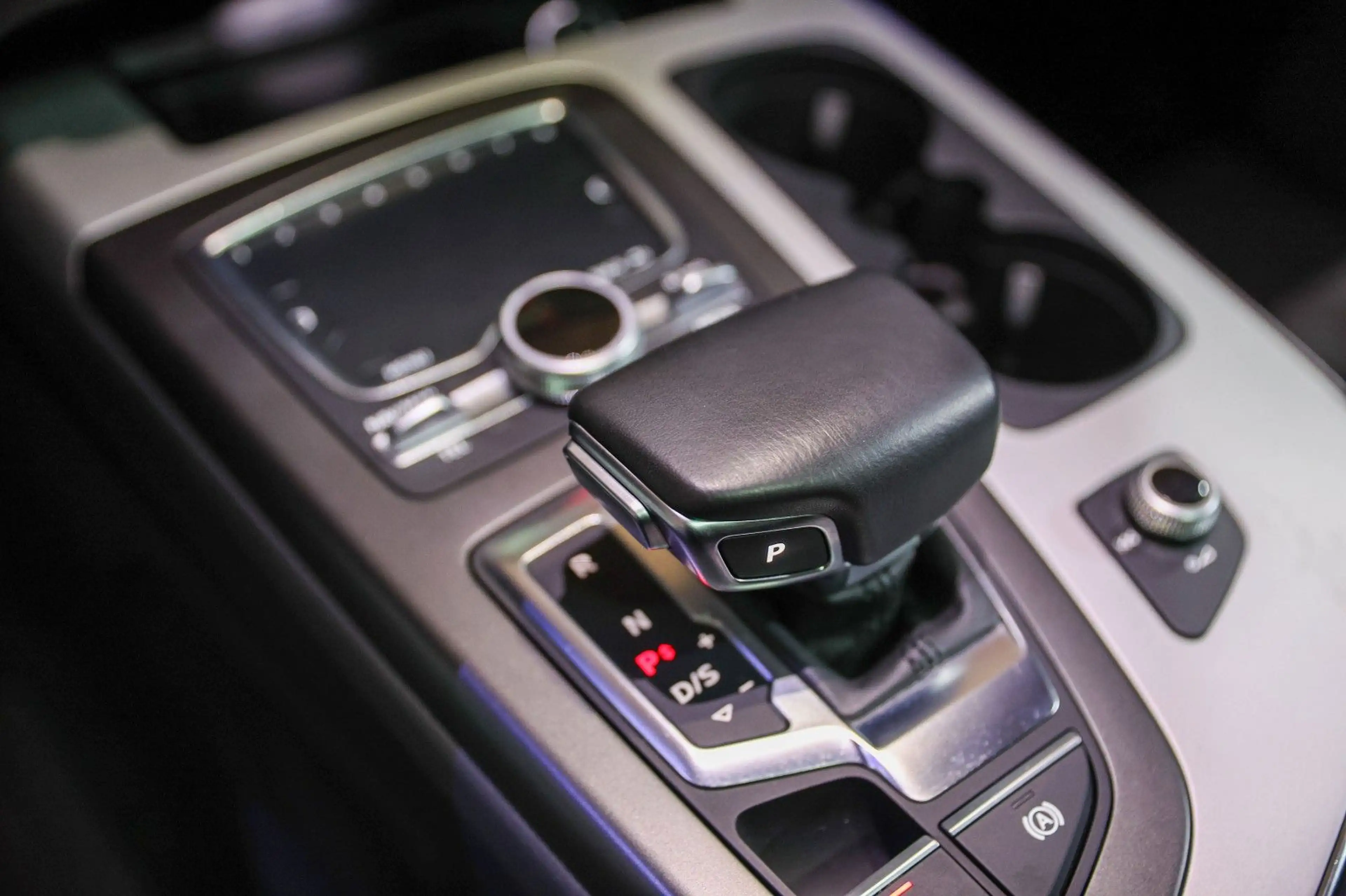 Audi Q7 3.0 TDI S-LINE PANO 1HD INSP. NEU VIRT.TACHO — photo 13