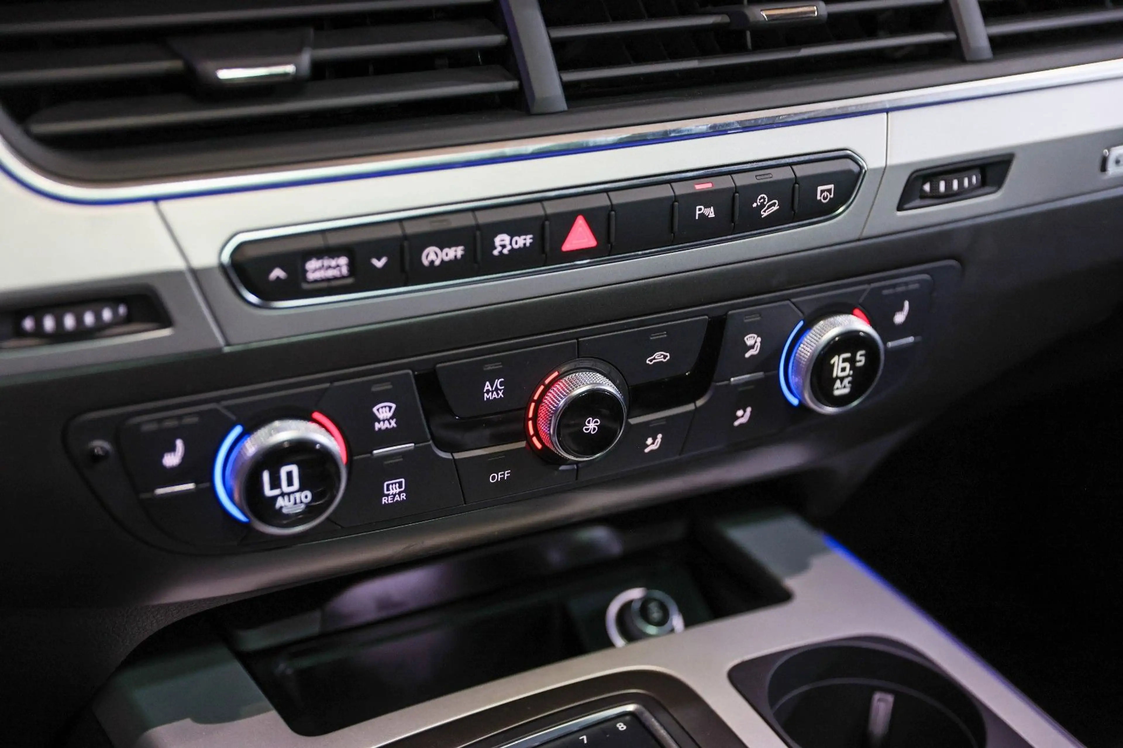 Audi Q7 3.0 TDI S-LINE PANO 1HD INSP. NEU VIRT.TACHO — photo 14
