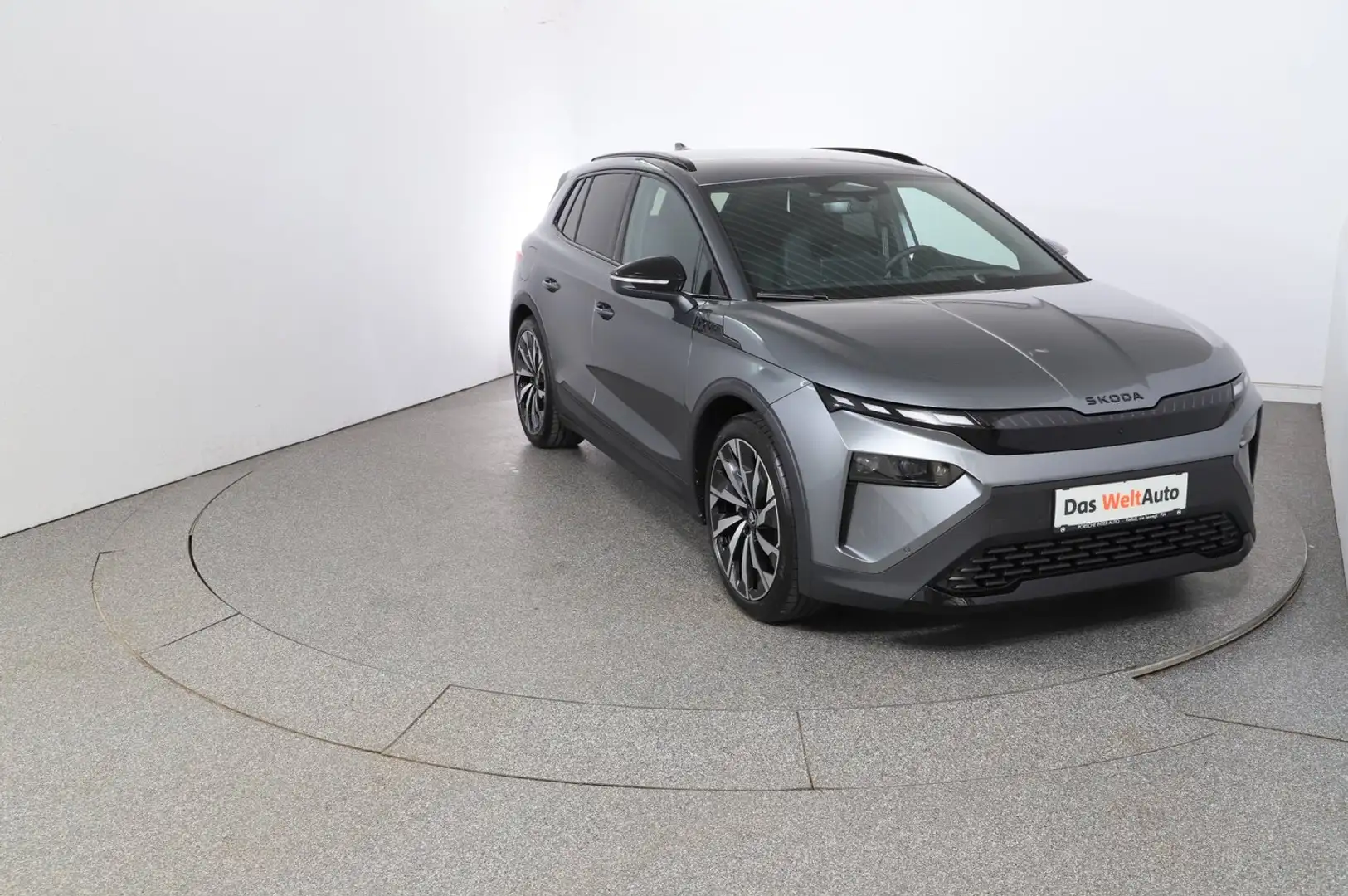 Skoda Elroq Sportline 85 Grau - 2