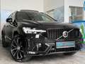 Volvo XC60 B5 AWD*ULTIMATE DARK*PANO*360*BOWERS*HUD*20 Negro - thumbnail 2