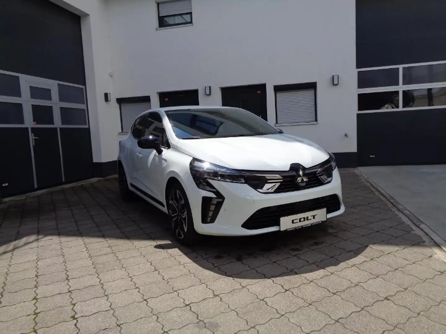 Mitsubishi Colt EDITION 1.0 T-Benziner 6-Gang Weiß - 1