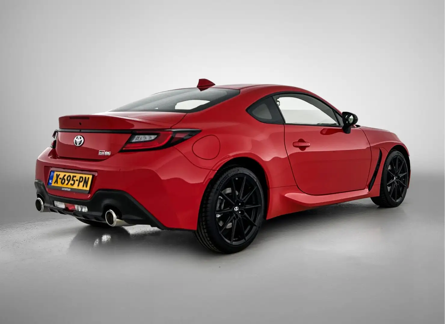 Toyota GR86 2.4 Premium Nieuw | 234 PK Handgeschakeld Rood - 2