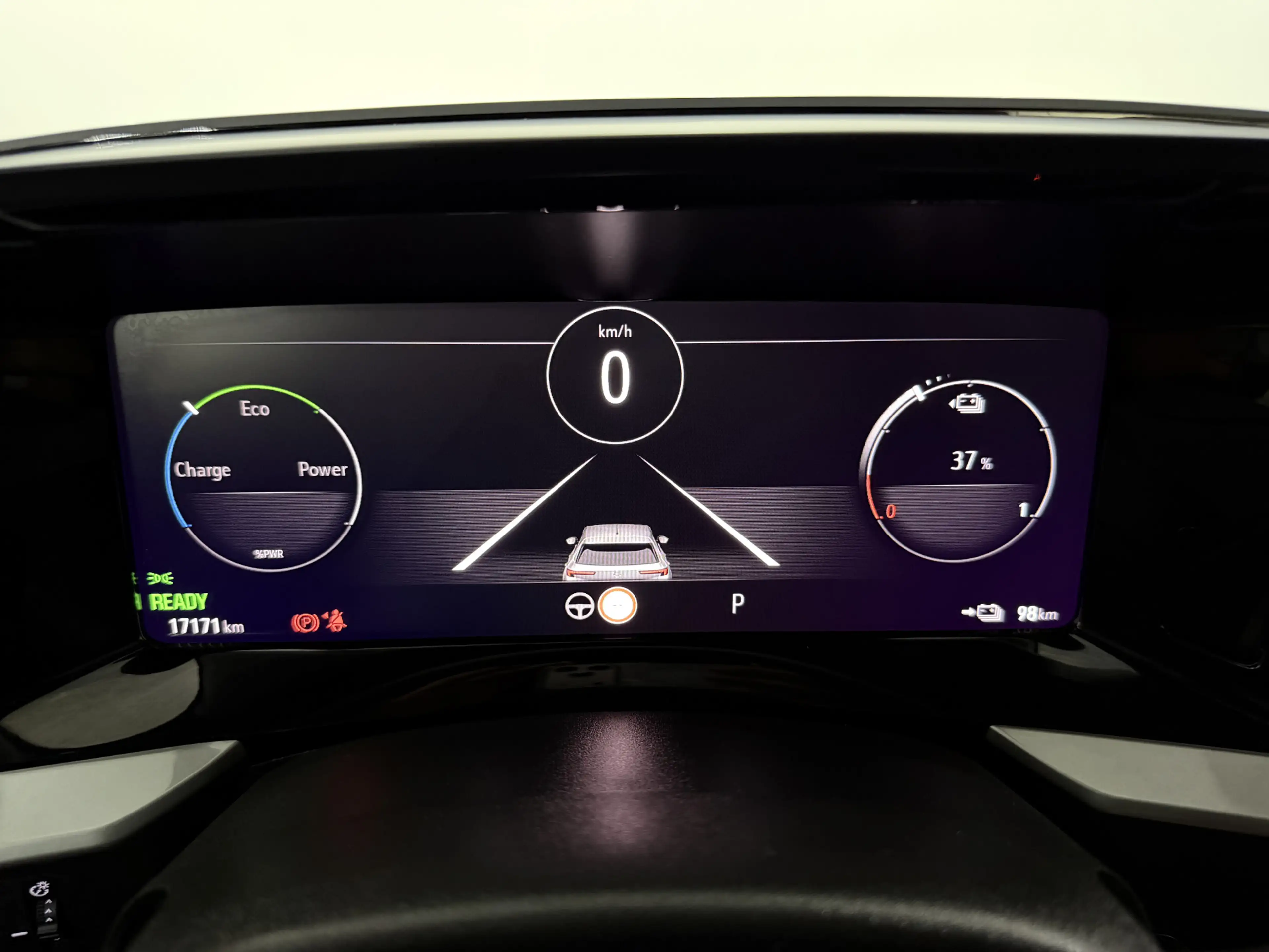 Opel Mokka-E Ultimate 50-kWh 11kw bl. Camera, Navi, Virtual des — photo 25