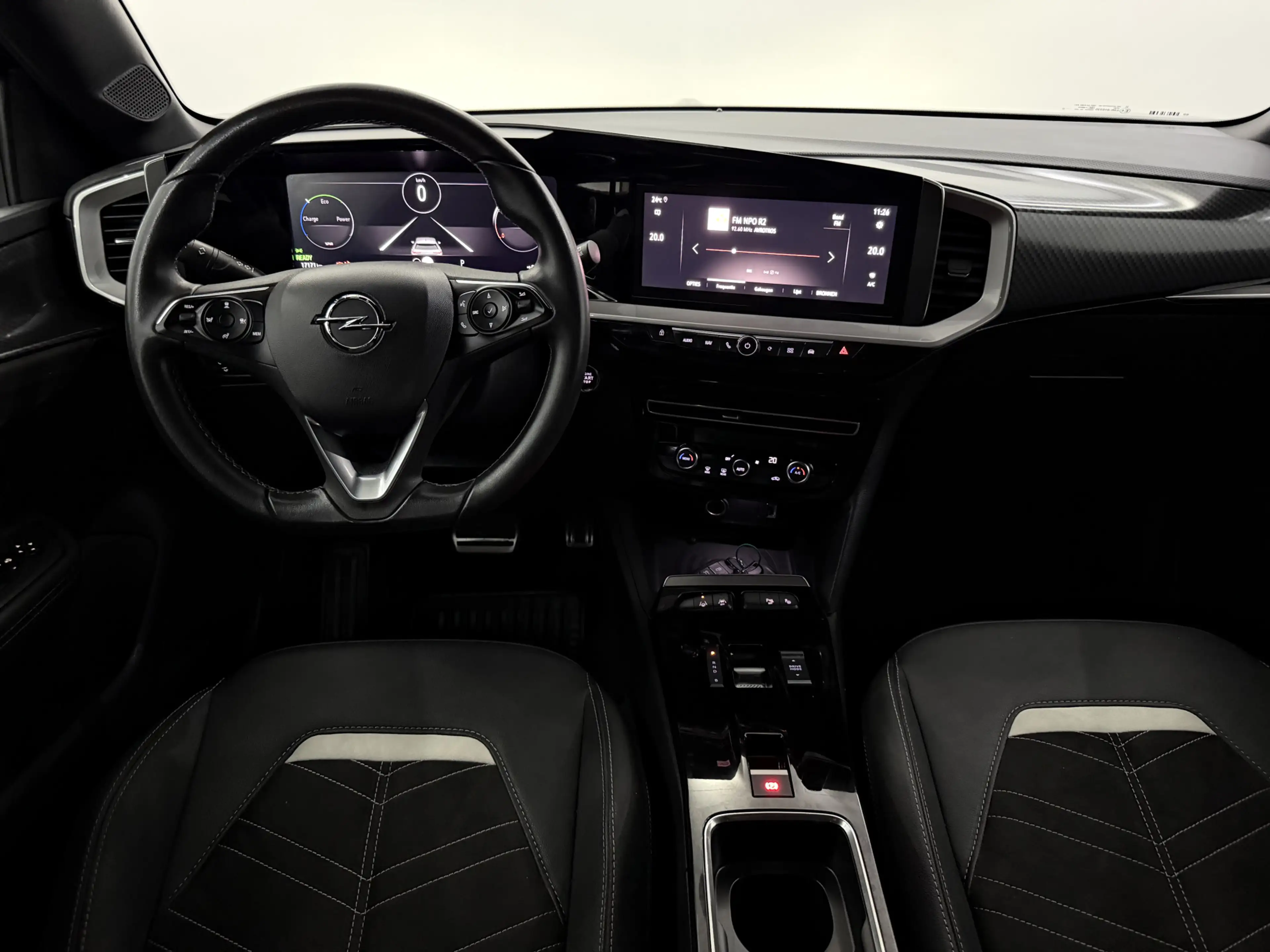 Opel Mokka-E Ultimate 50-kWh 11kw bl. Camera, Navi, Virtual des — photo 3