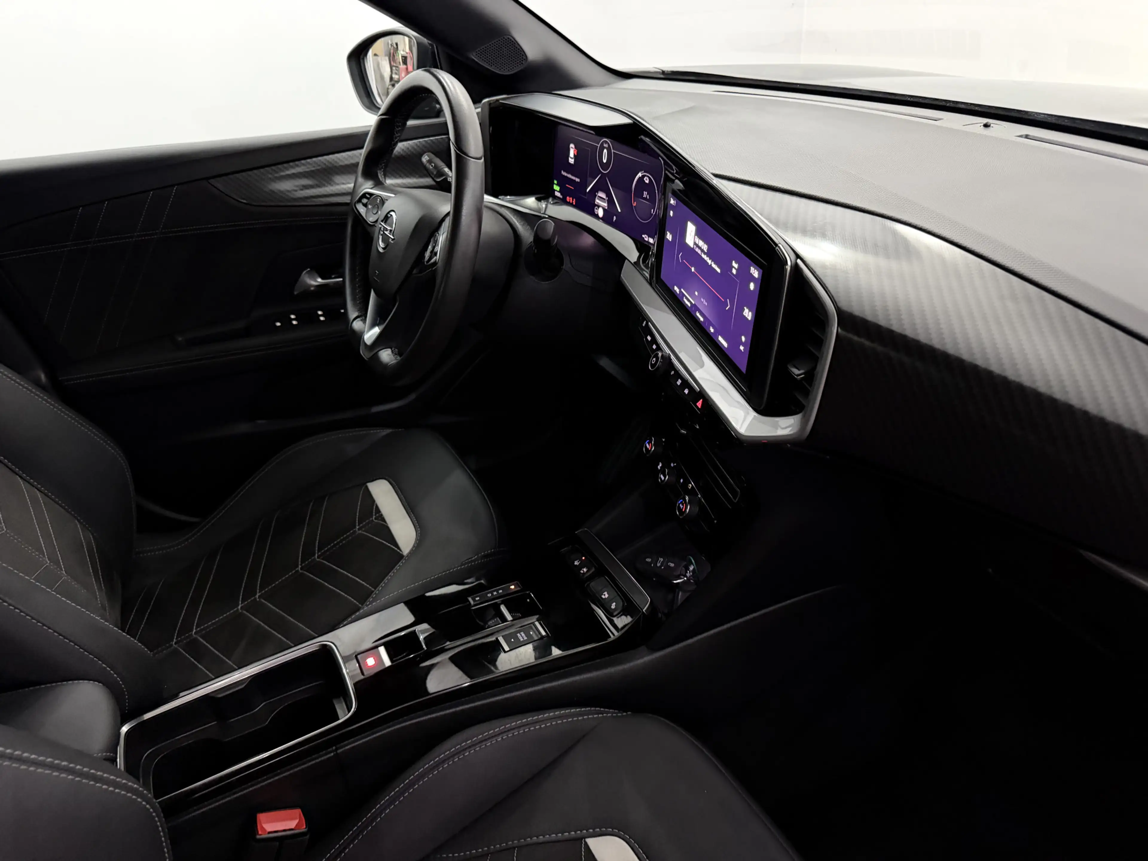 Opel Mokka-E Ultimate 50-kWh 11kw bl. Camera, Navi, Virtual des — photo 10