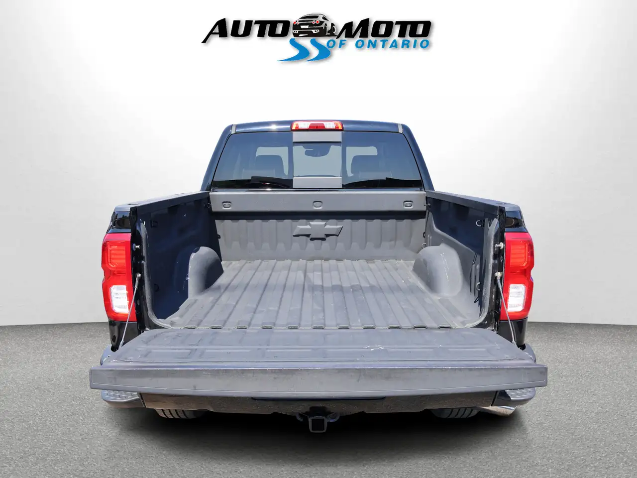 Chevrolet Silverado 1500 photo Chevrolet Silverado 1500