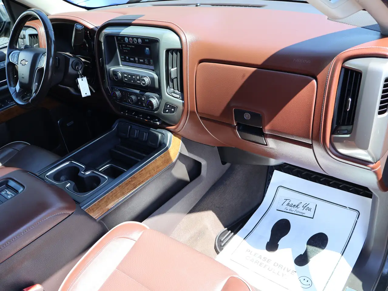 Chevrolet Silverado 1500 photo Chevrolet Silverado 1500