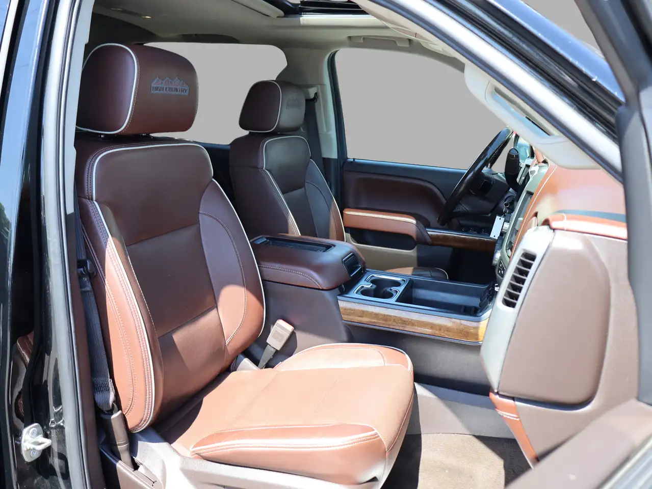 Chevrolet Silverado 1500 photo Chevrolet Silverado 1500