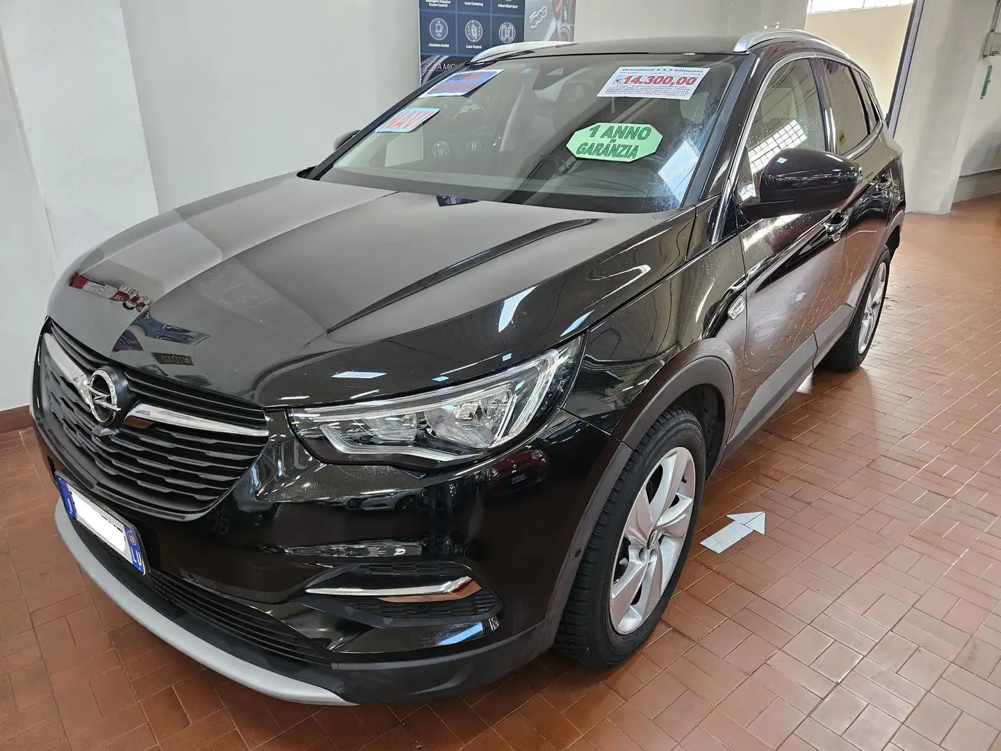 Opel Grandland 1.2 Turbo 12V 130 CV Start&Stop aut. Ultimate - P Nero - 1