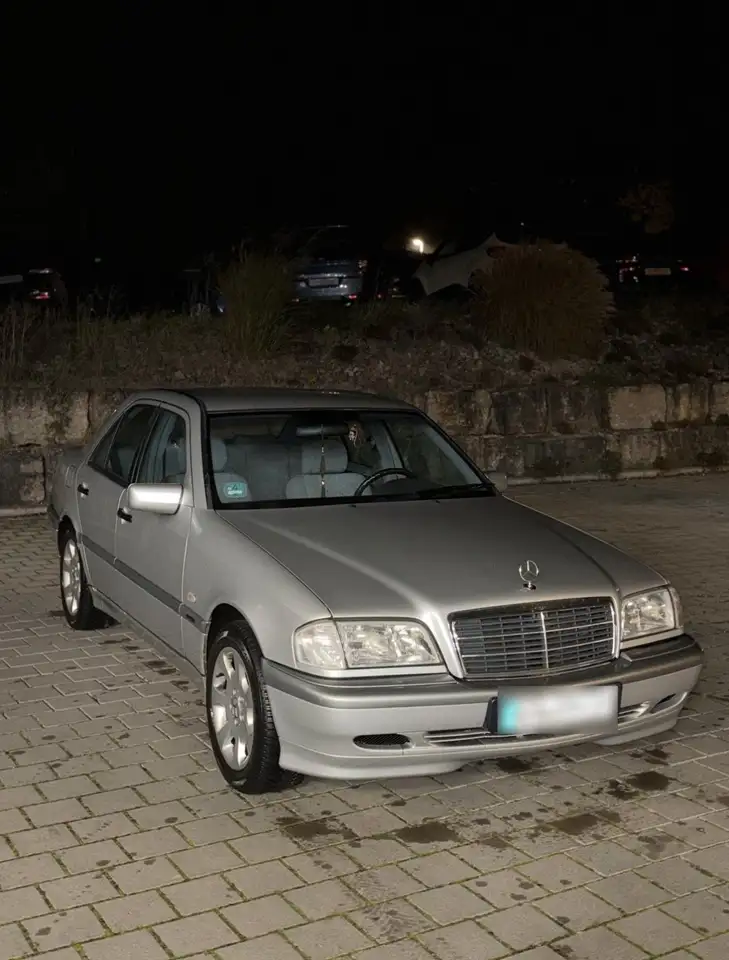 Mercedes-Benz C 200 W202, foto 4