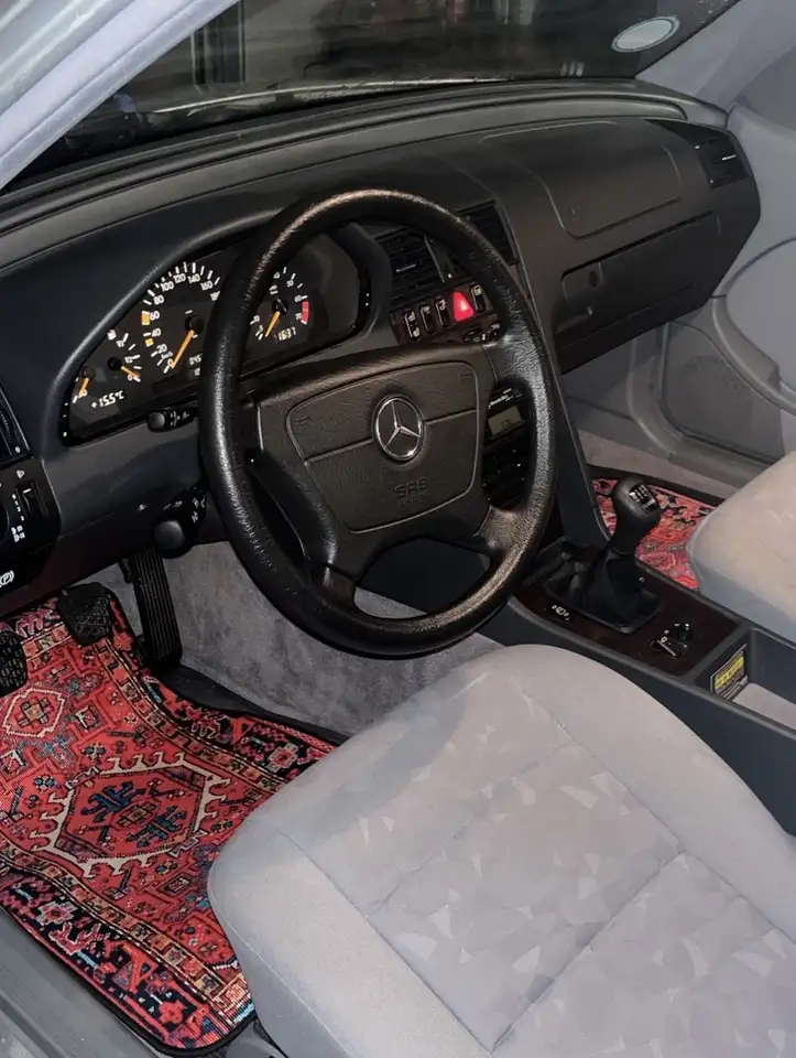 Mercedes-Benz C 200 W202, foto 6