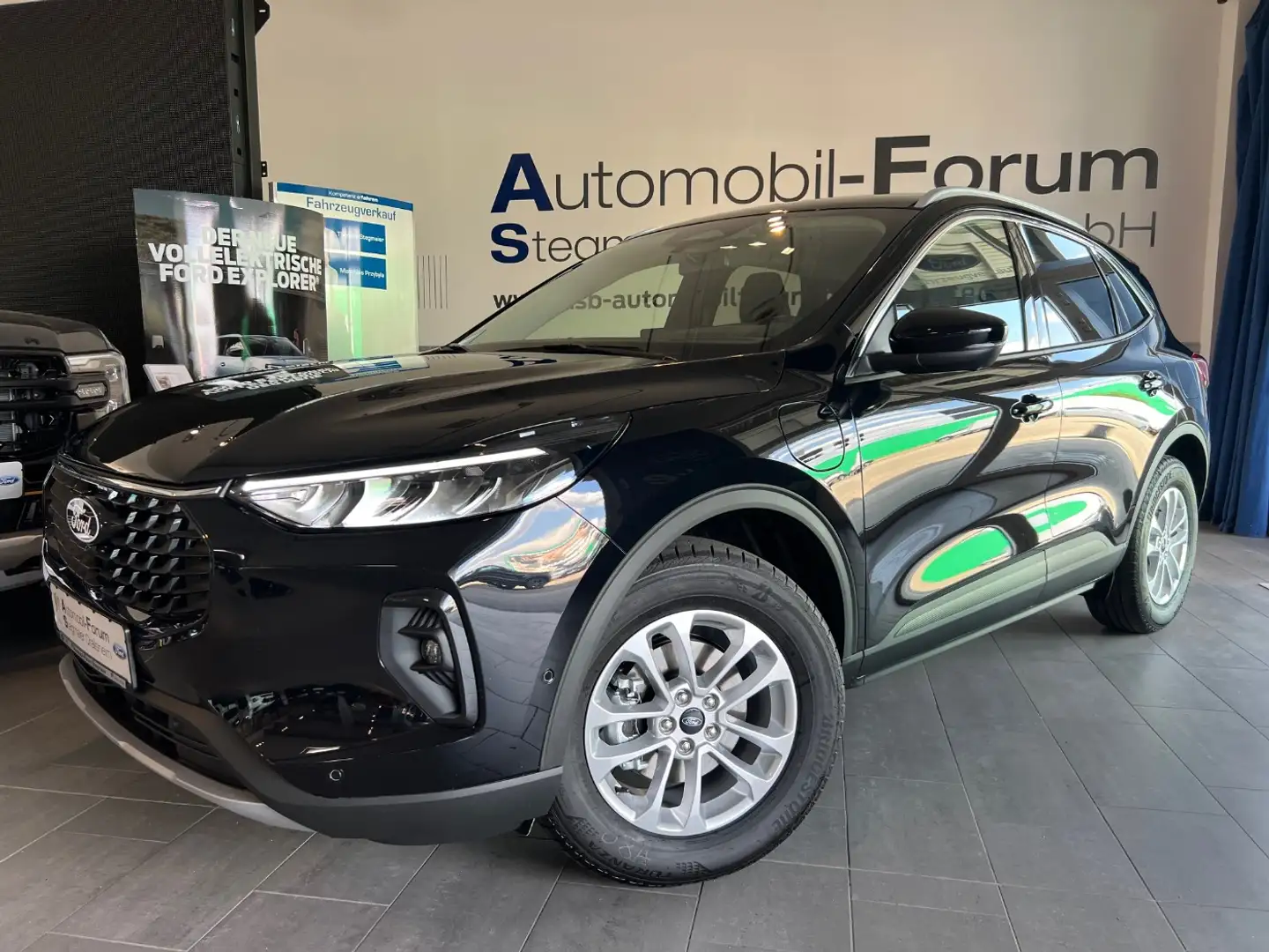Ford Kuga Titanium 2.5l PHEV NEUESMODELL *iACC*360KAMERA* Zwart - 2
