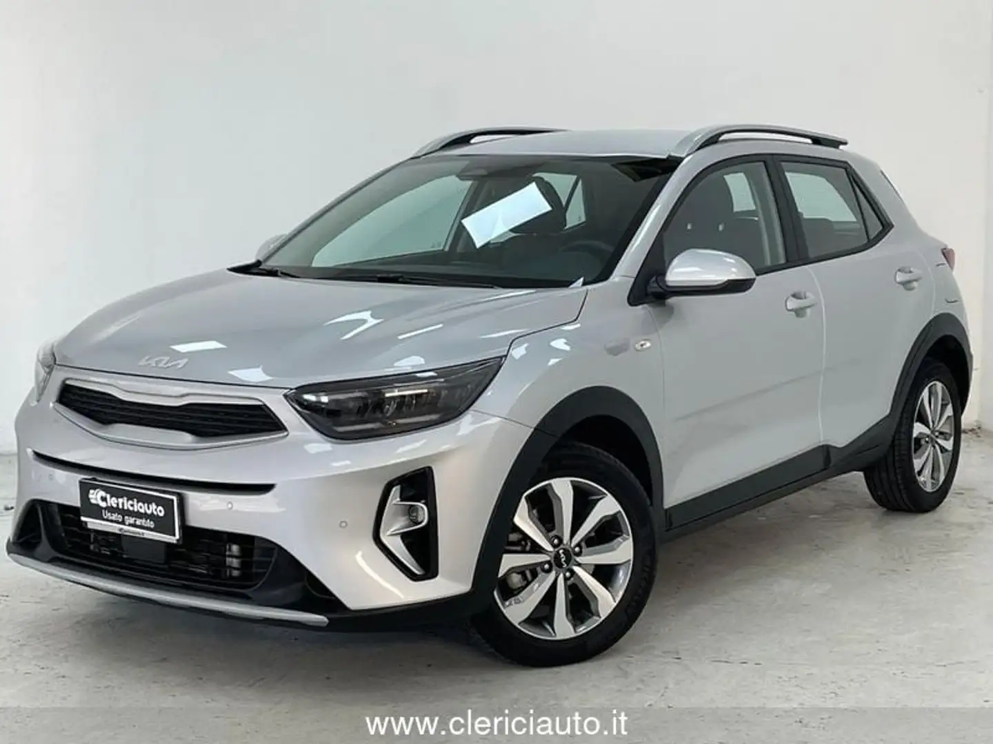 Kia Stonic 1.0 T-GDi 100 CV MHEV MT Urban Argento - 1