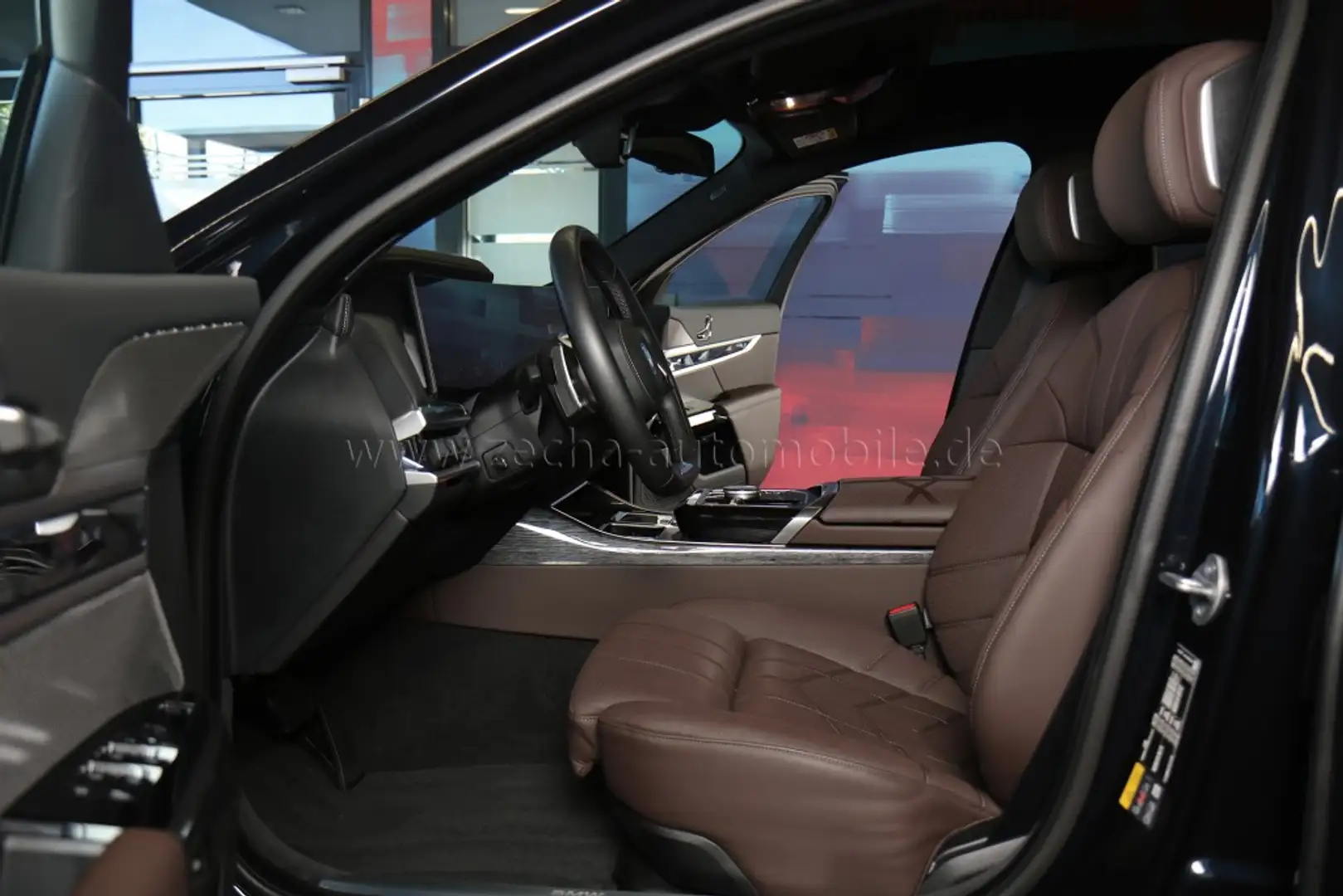 BMW 750 e xDr. ExecutiveLoung.Sitzl.FondEntert.Massage Schwarz - 2