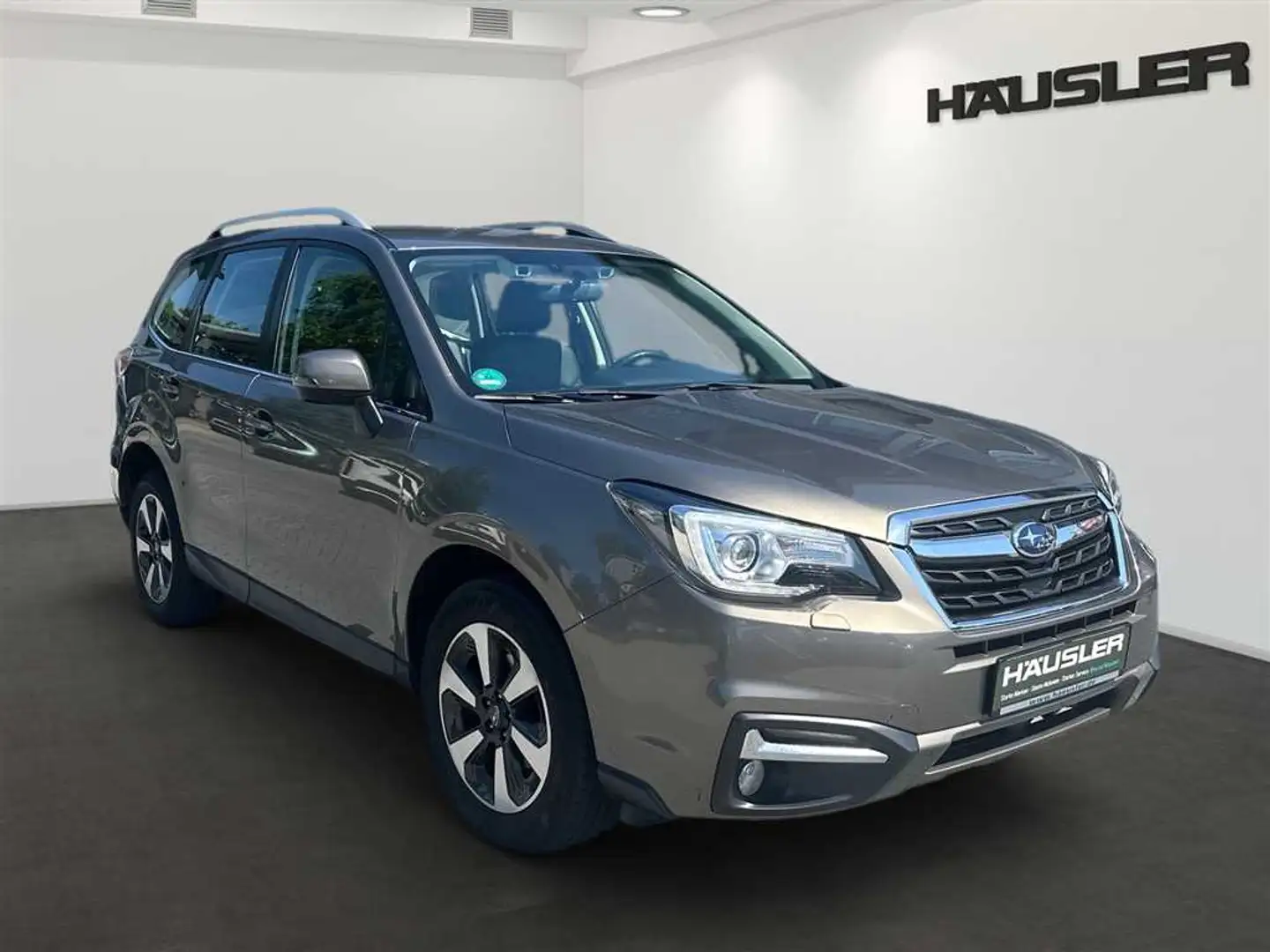 Subaru Forester Comfort*2.0ie*1.Hand*Allrad*Kamera*LED*SHZ*Klima*u Grau - 2