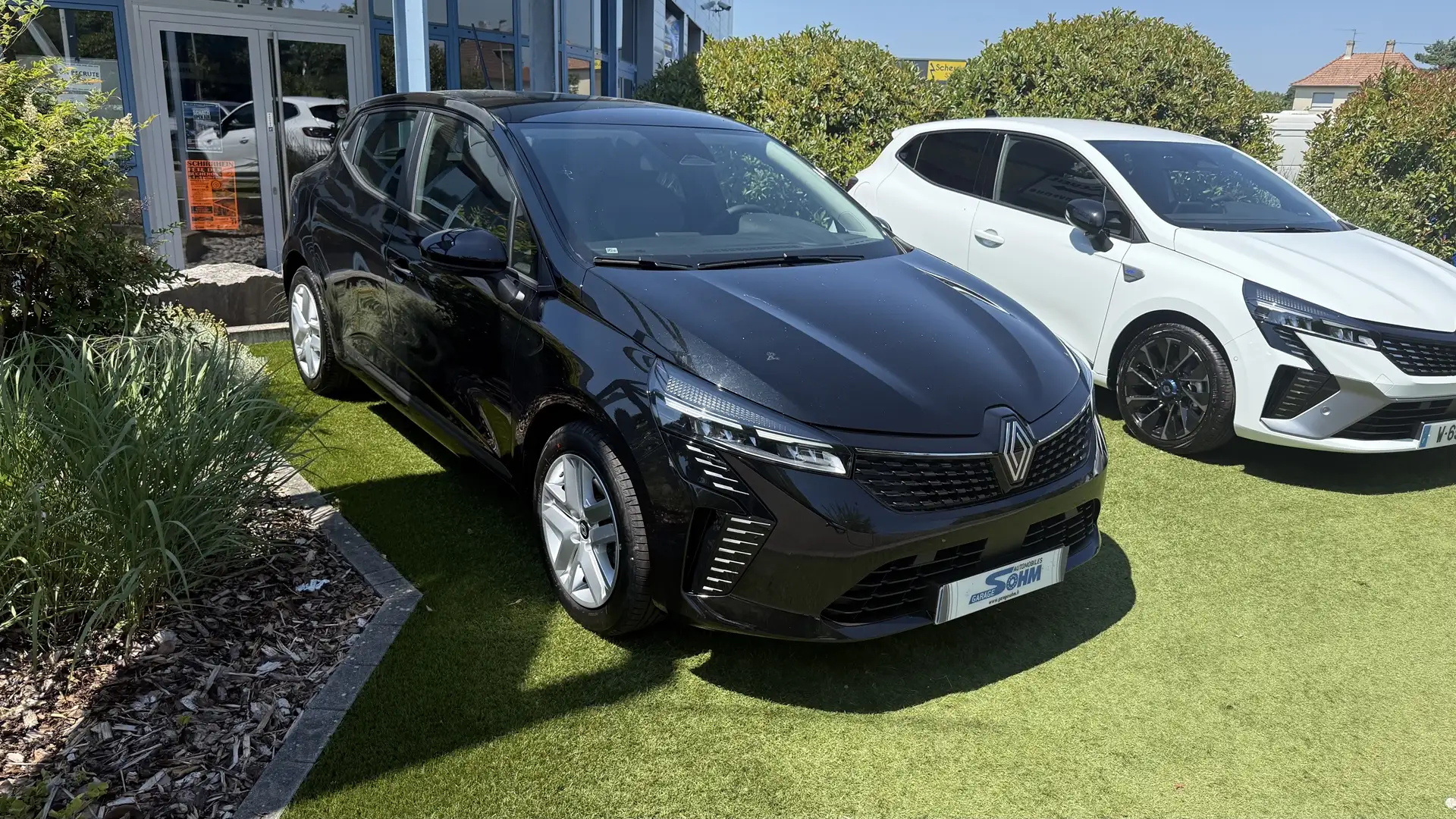 Renault Clio 1.5 DCI 100CH EVOLUTION - 25 Noir - 1