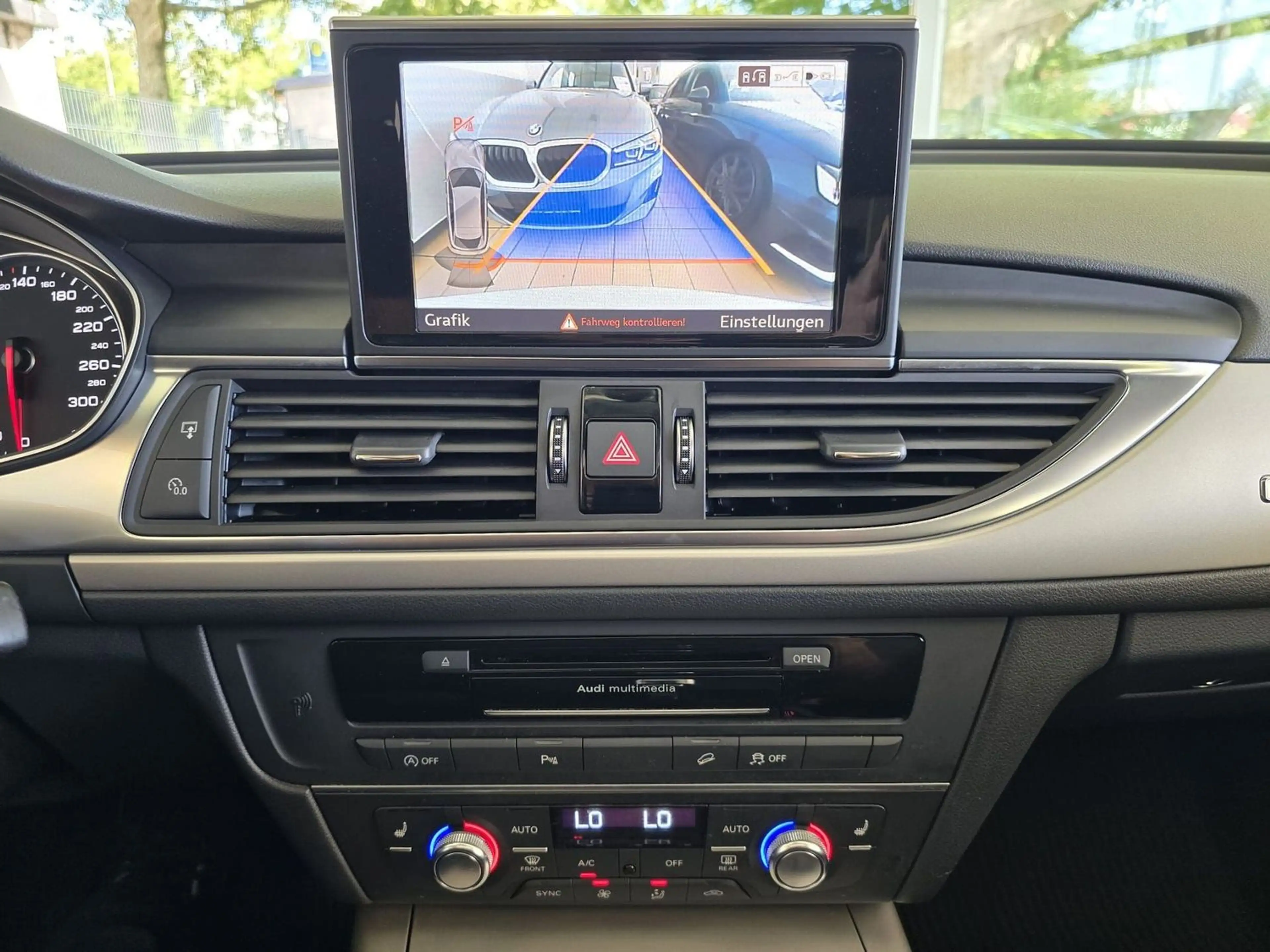 Audi A6 allroad 3.0 TDI XENON Panorama Kamera Anhängerk. 8 Fach — photo 14