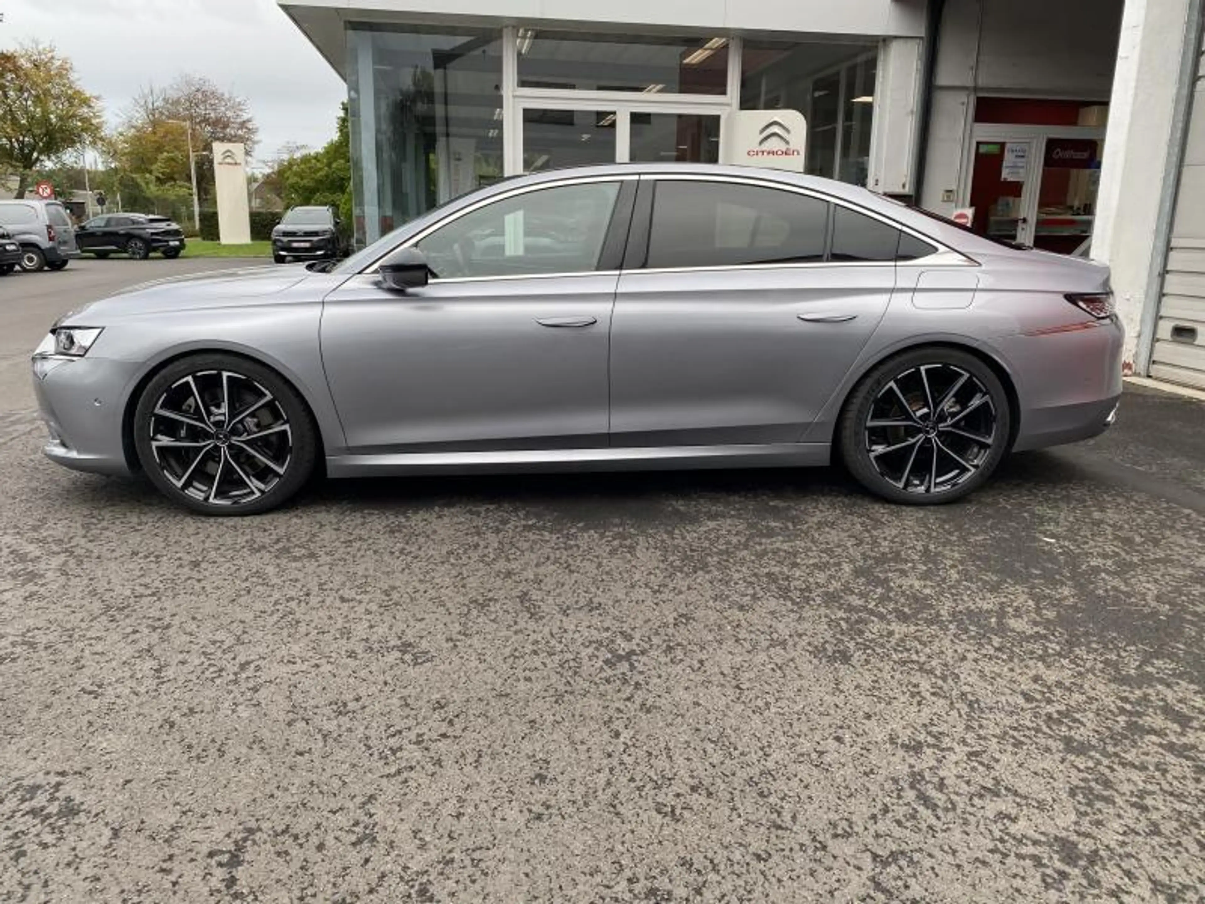 DS Automobiles DS 9 RIVOLI + — photo 9