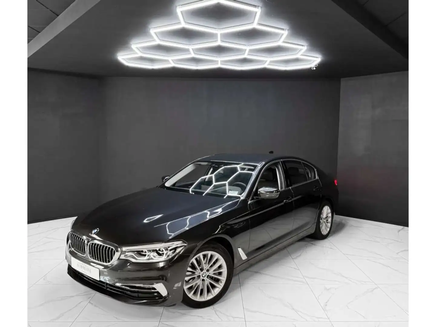 BMW 540 i xDrive Luxury Line Gris - 1