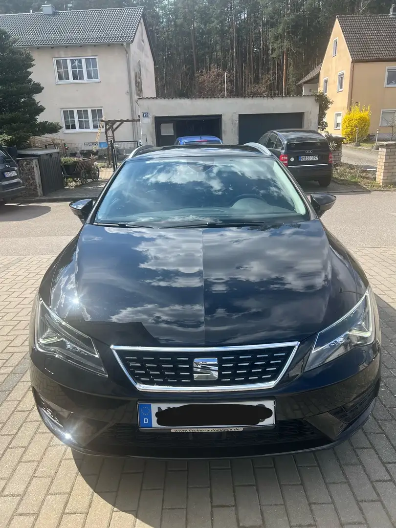 SEAT Leon Xcellence Schwarz - 1