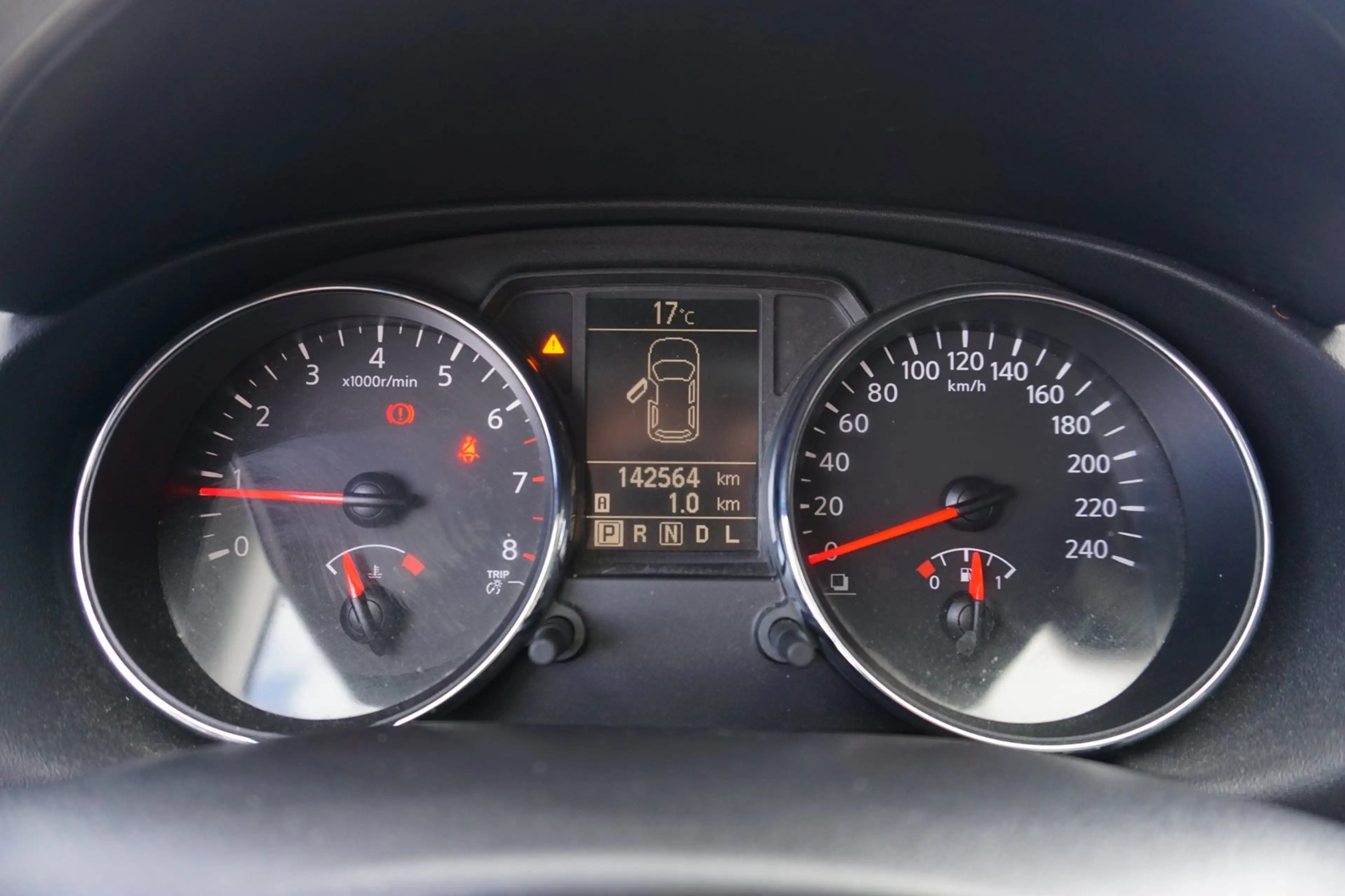 Nissan Qashqai 1.6 Connect Edition — photo 7