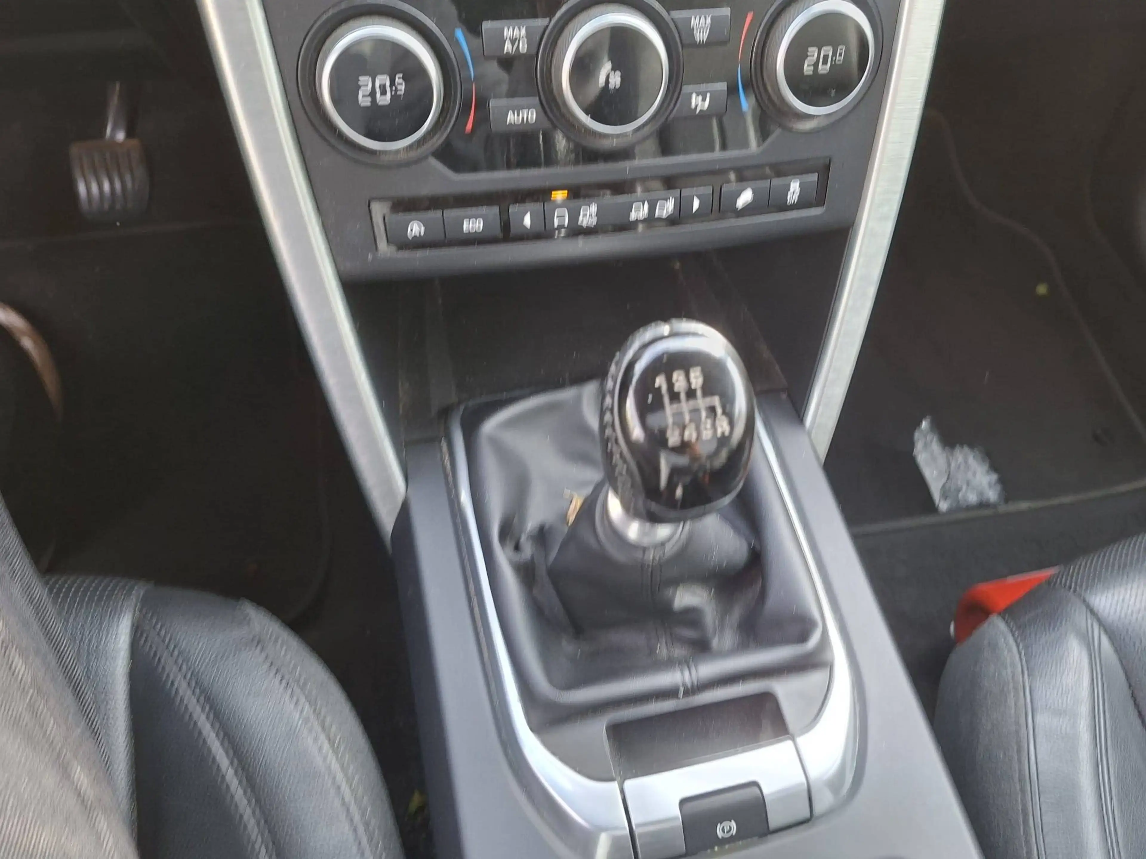 Land Rover Discovery Sport Discovery Sport 2.0 TD4 Urban Series Pure — photo 12