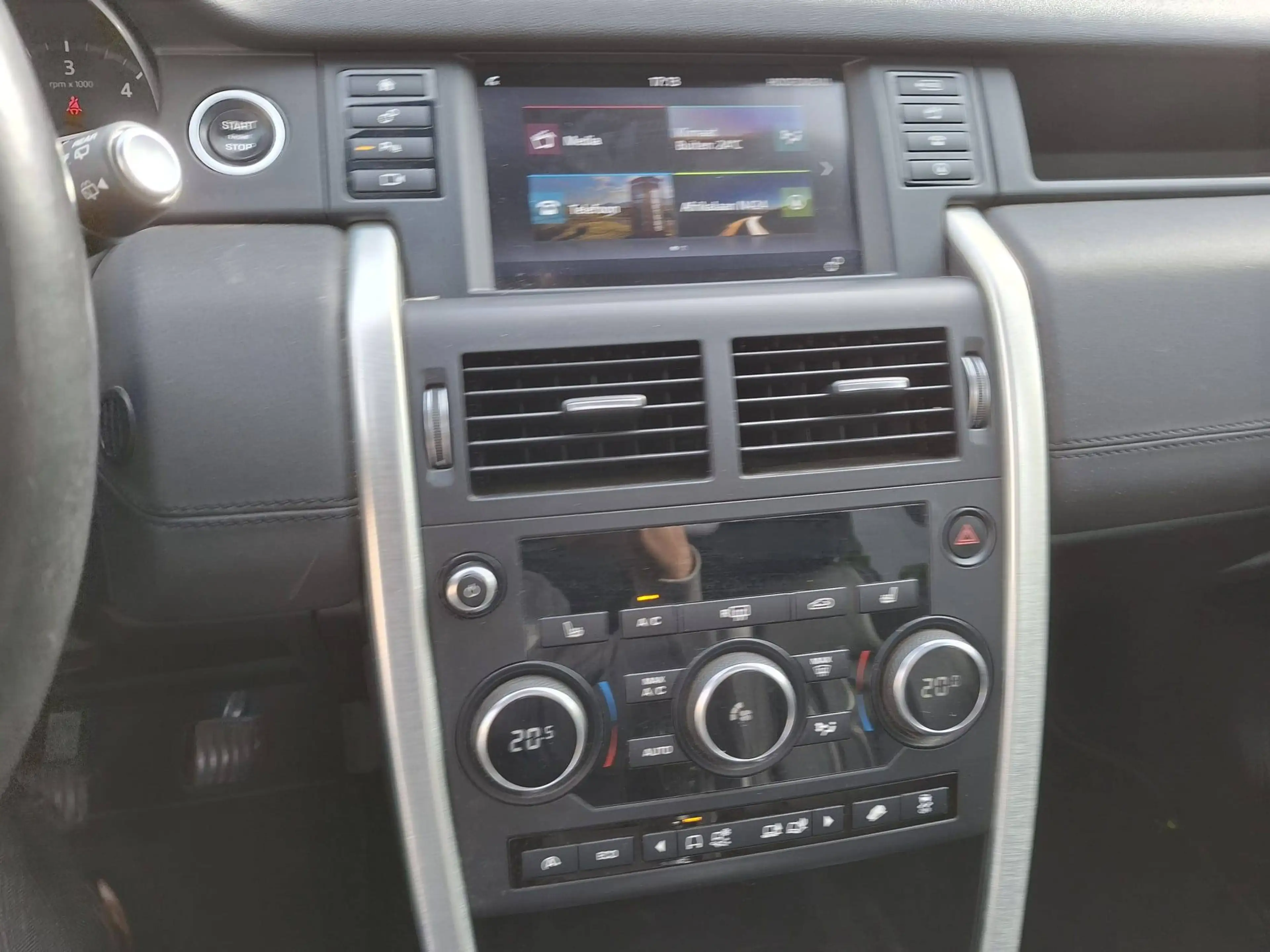 Land Rover Discovery Sport Discovery Sport 2.0 TD4 Urban Series Pure — photo 11