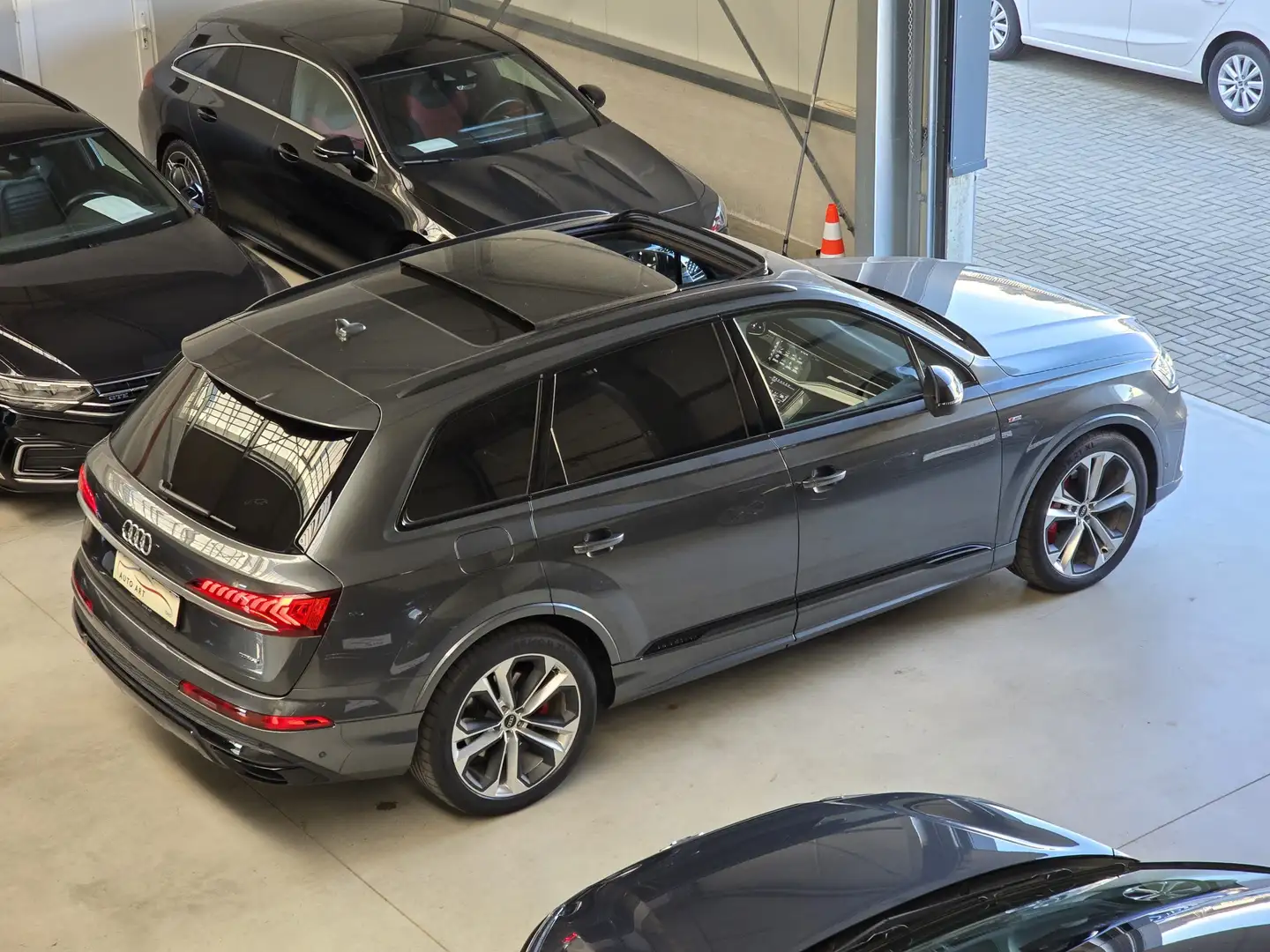 Audi Q7 55 quattro S-Line AHK ACC B&O Pano HUD STHZ Grau - 1