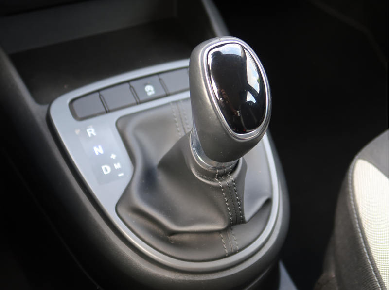 Hyundai i10 1.0 Automaat | Carplay - Android Auto | Cruise Con — photo 6