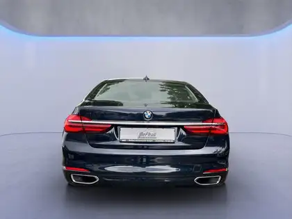 Annonce voiture d'occasion BMW 740 - CARADIZE