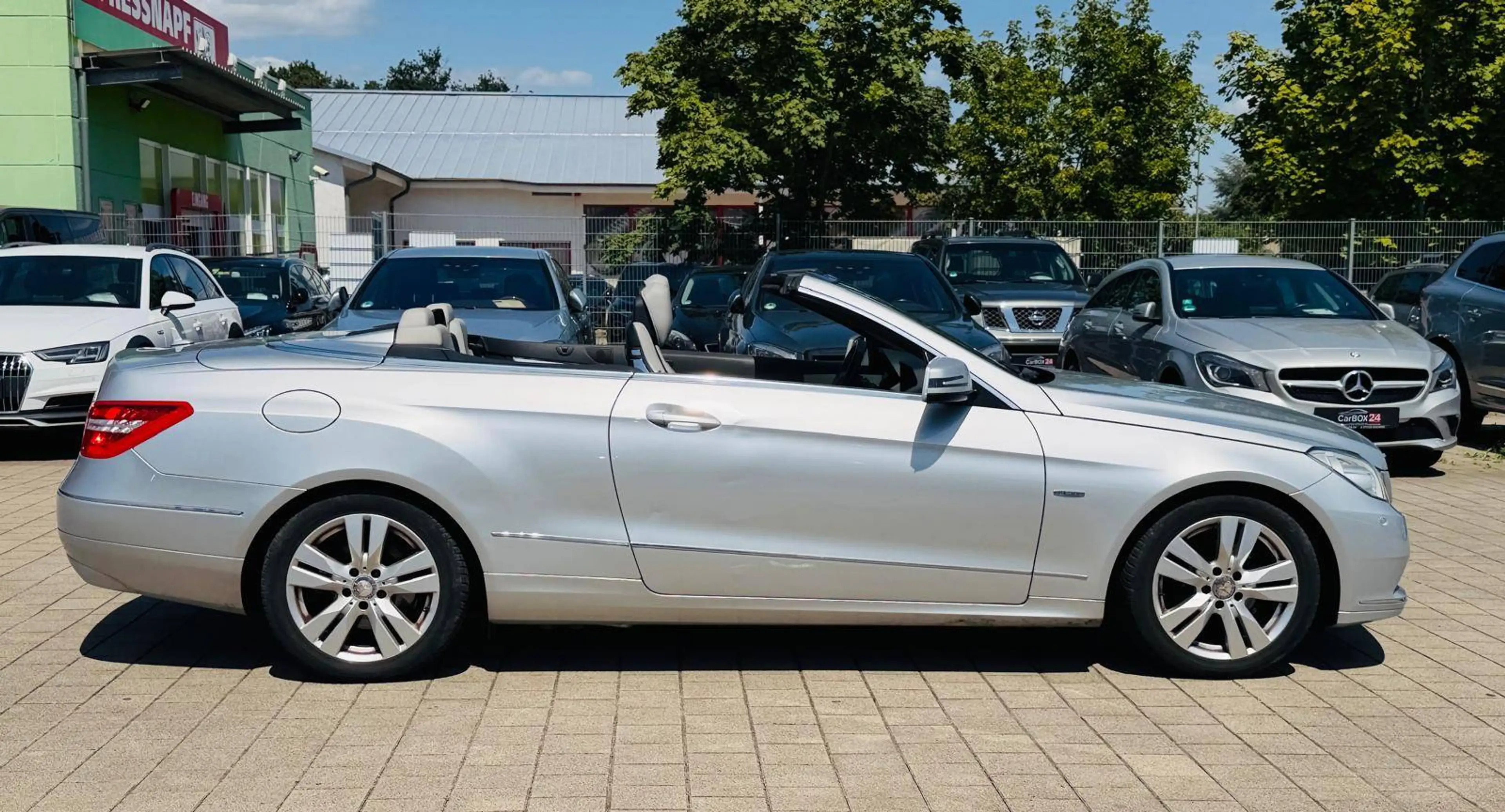 Mercedes-Benz E 250 CGI Cabrio BlueEfficiency Avantgarde TÜV NEU & Service Neu Garantie Finanzierung möglich — photo 18