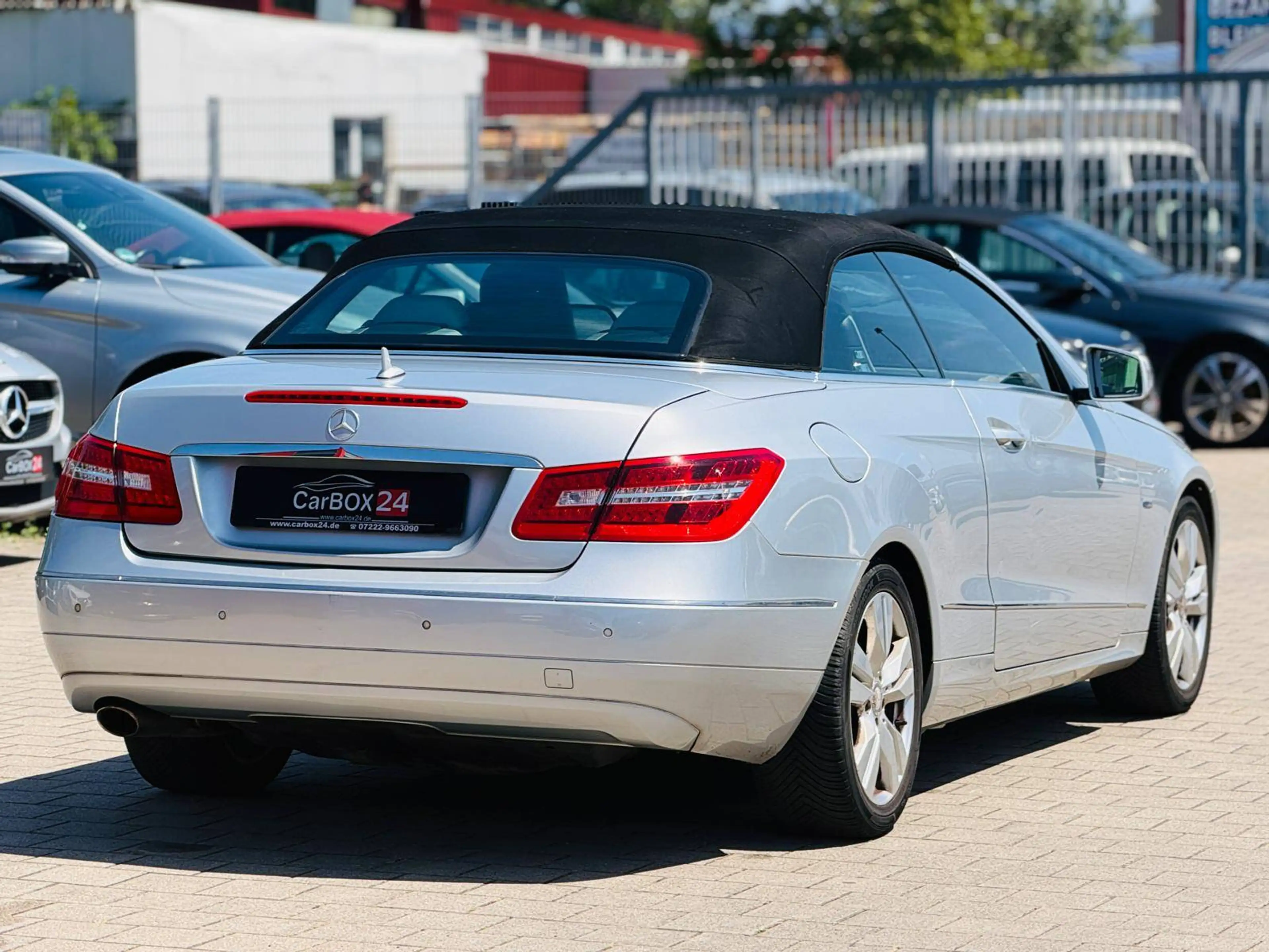 Mercedes-Benz E 250 CGI Cabrio BlueEfficiency Avantgarde TÜV NEU & Service Neu Garantie Finanzierung möglich — photo 27