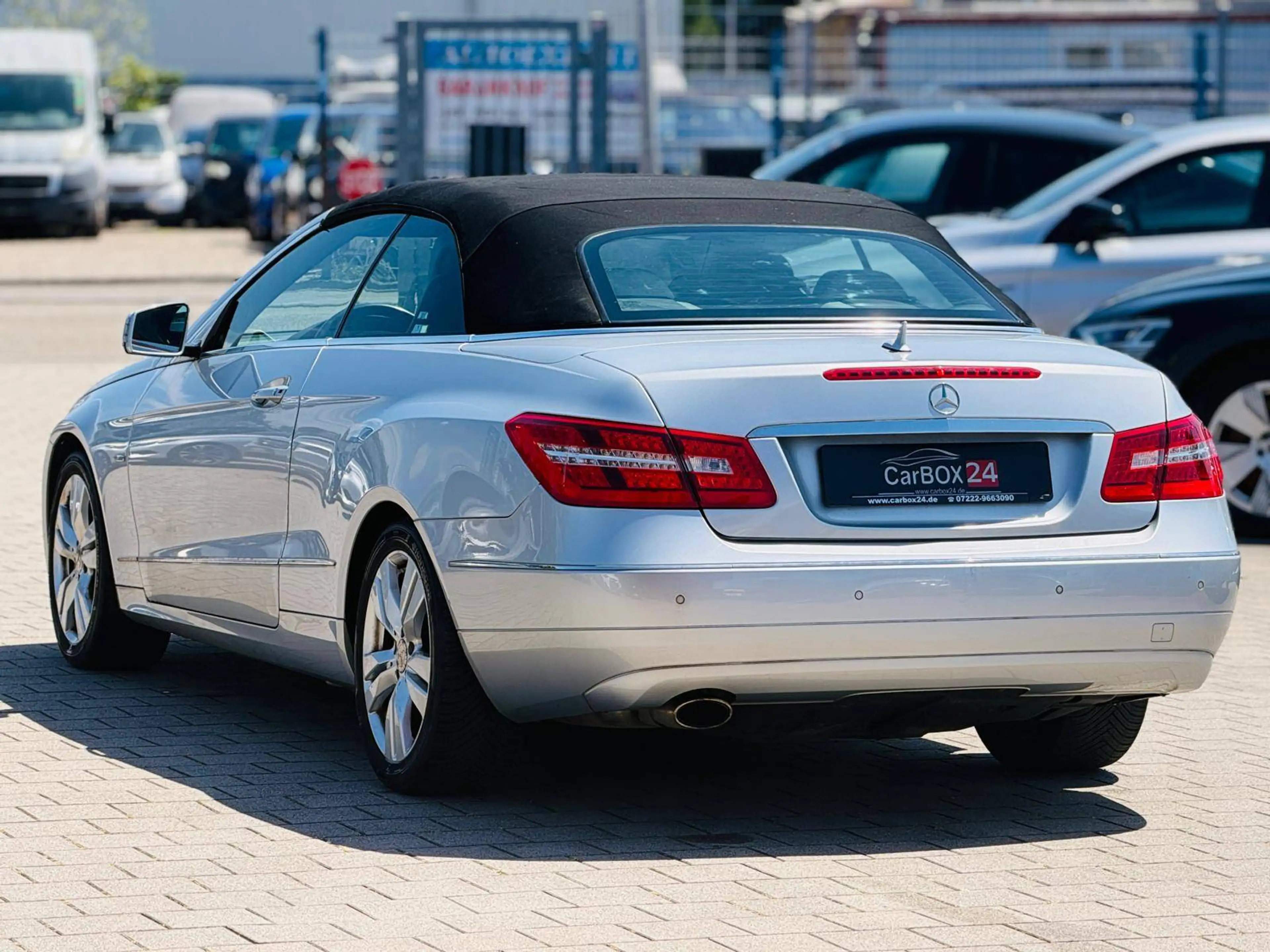 Mercedes-Benz E 250 CGI Cabrio BlueEfficiency Avantgarde TÜV NEU & Service Neu Garantie Finanzierung möglich — photo 25