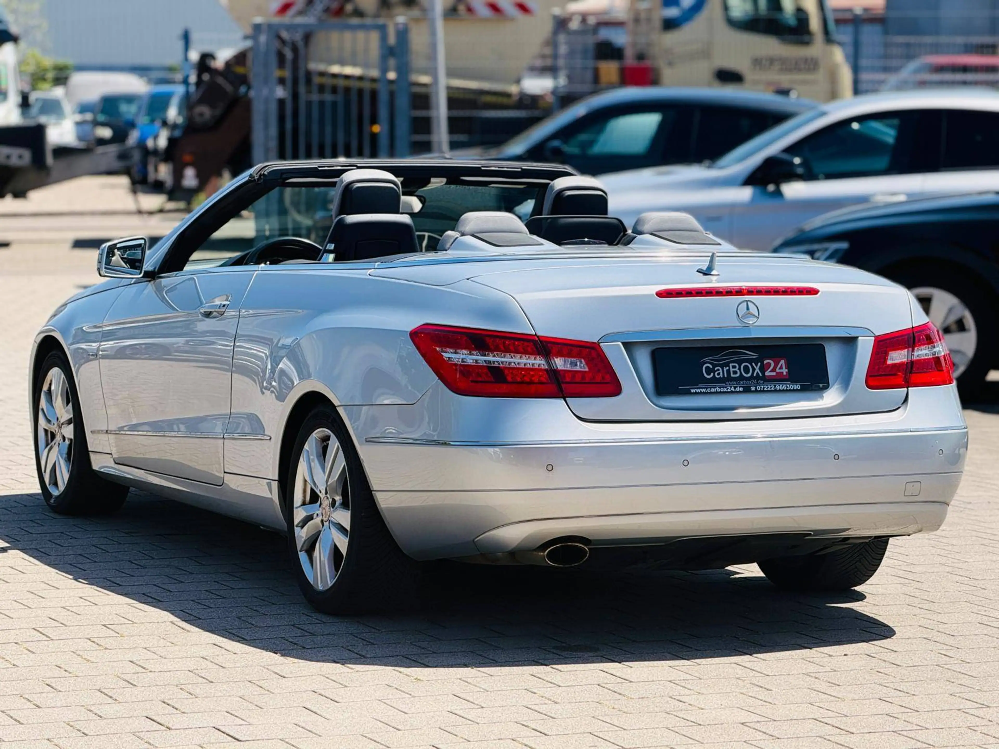 Mercedes-Benz E 250 CGI Cabrio BlueEfficiency Avantgarde TÜV NEU & Service Neu Garantie Finanzierung möglich — photo 15
