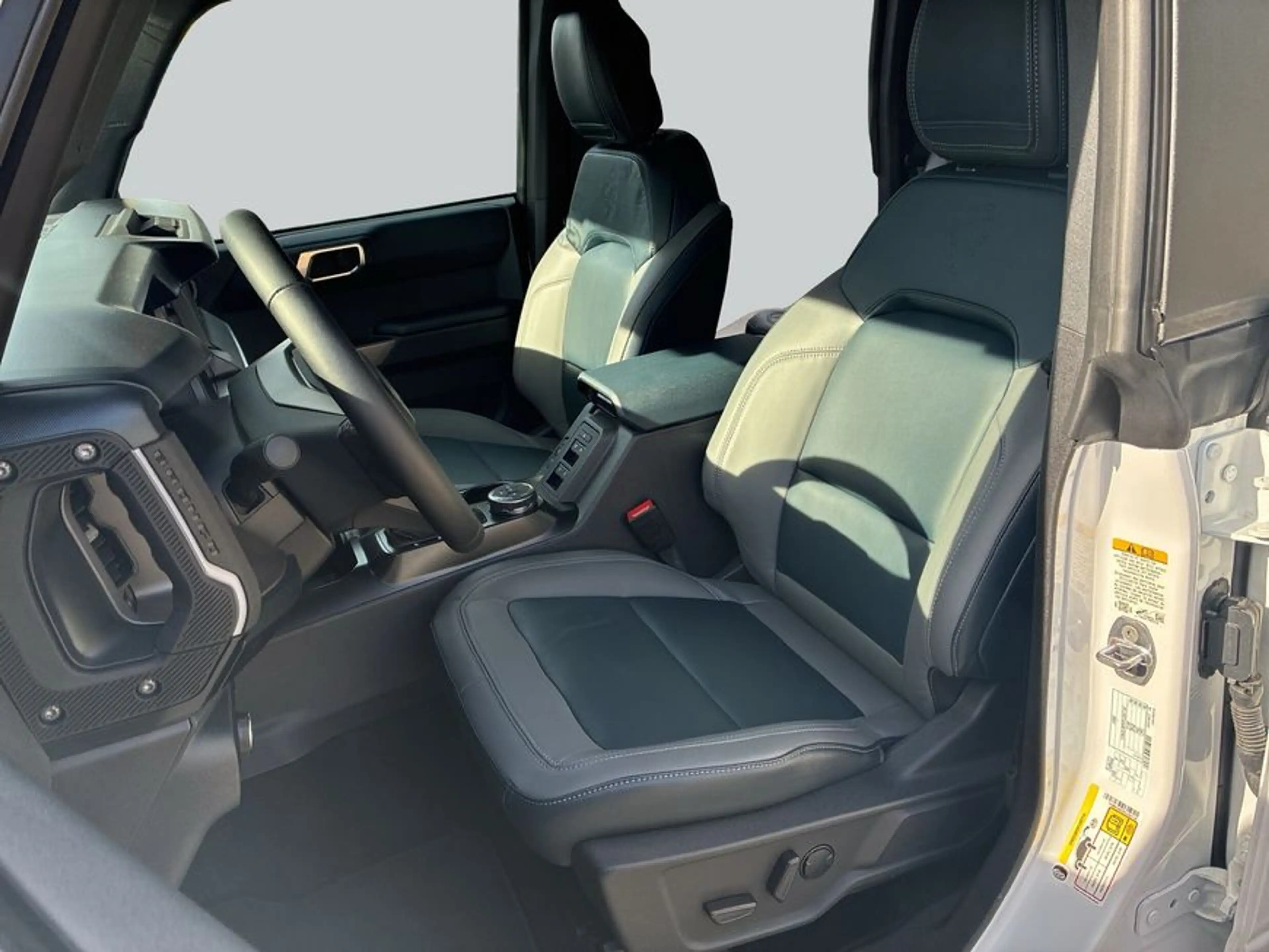 Ford Bronco 2.7 EcoBoost V6 Outer Banks — photo 10