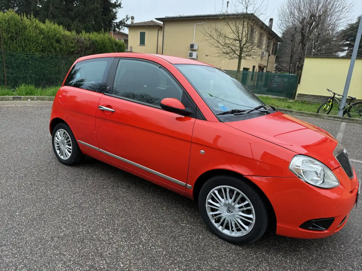 Lancia Ypsilon 1.2 GPL - NEOPATENTATI - 12 MESI GARANZIA - Oranje - 2