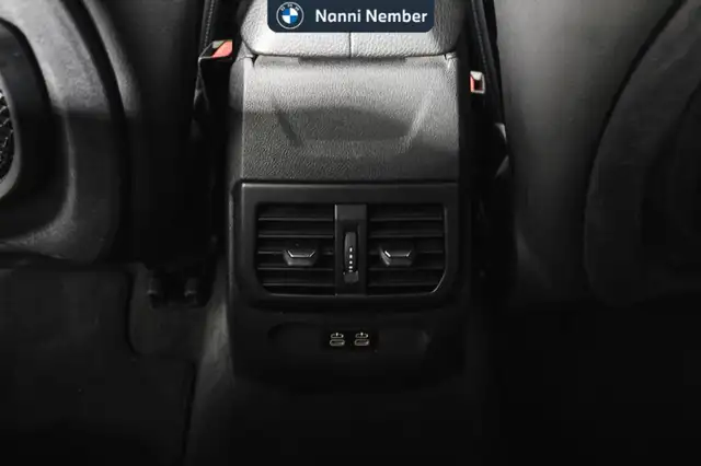 BMW 1 Series view 13