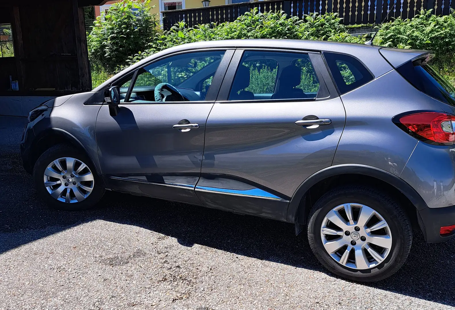 Renault Captur R/2RA1/2RA11A Grau - 2