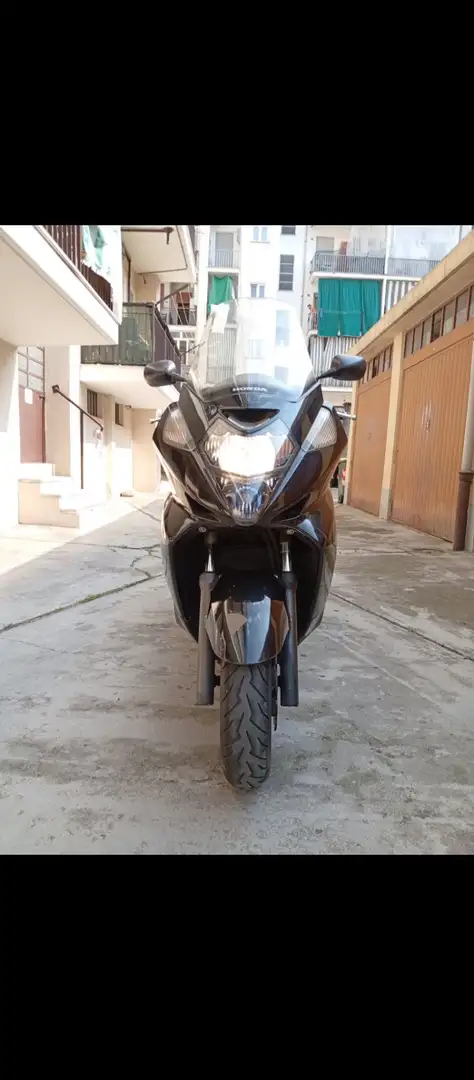 Honda Silver Wing Nero Zwart - 1