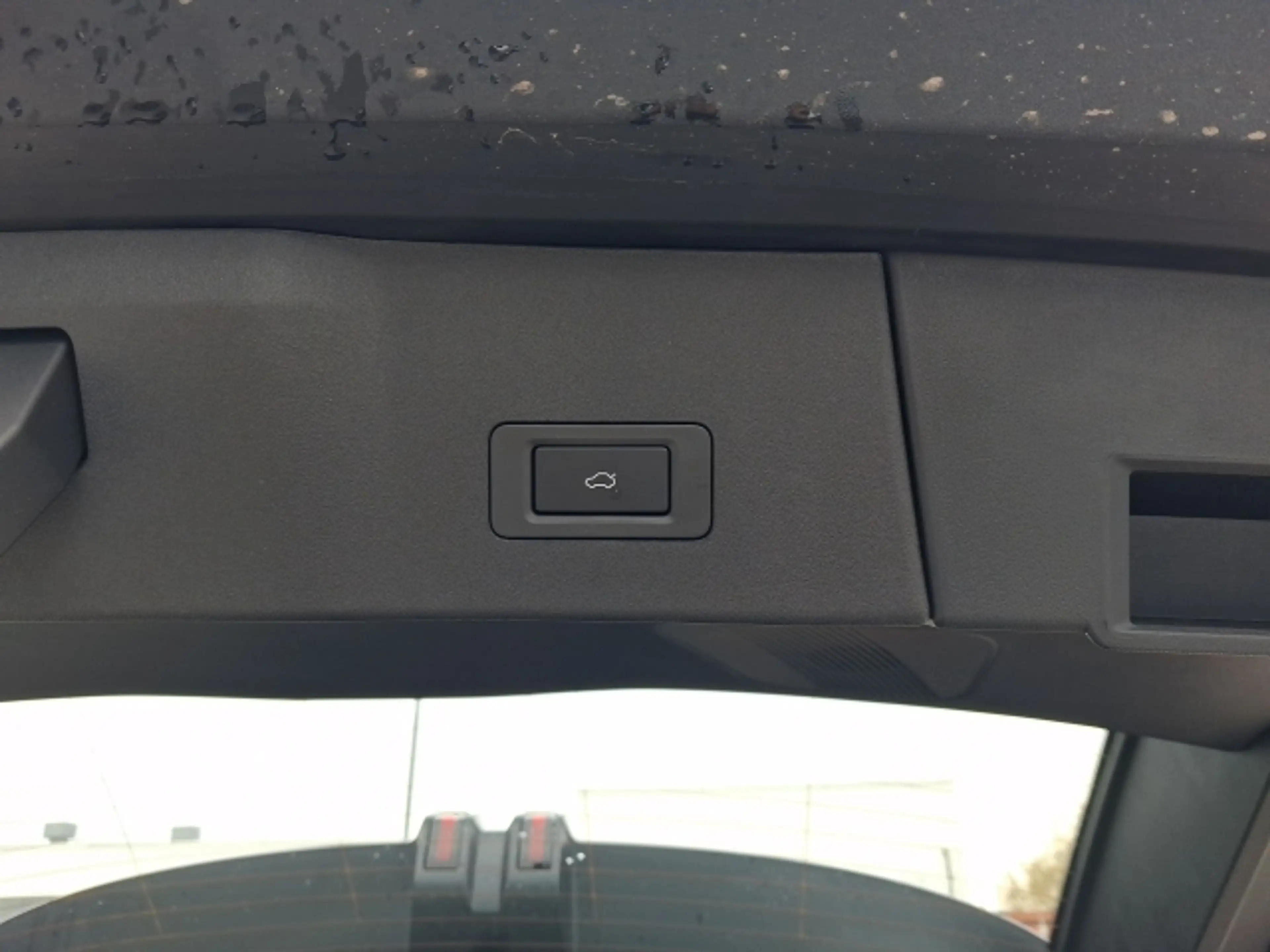 Omoda 9 Omoda 9 Plug-In Hybrid — photo 12