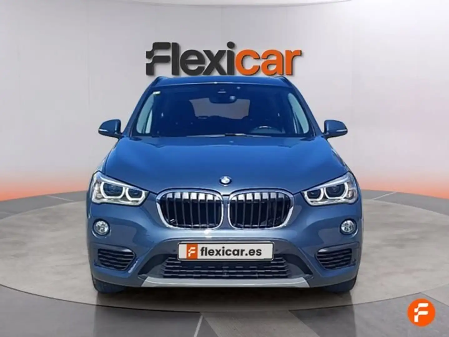 BMW X1 sDrive 20iA Gris - 2