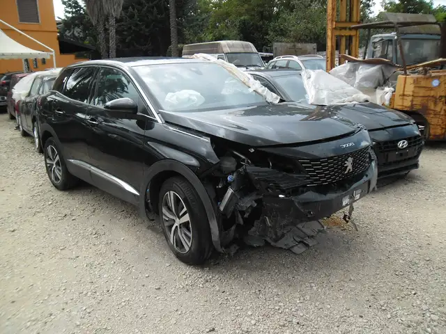 Peugeot 3008 1.5 bluehdi Allure Pack s&s 130CV